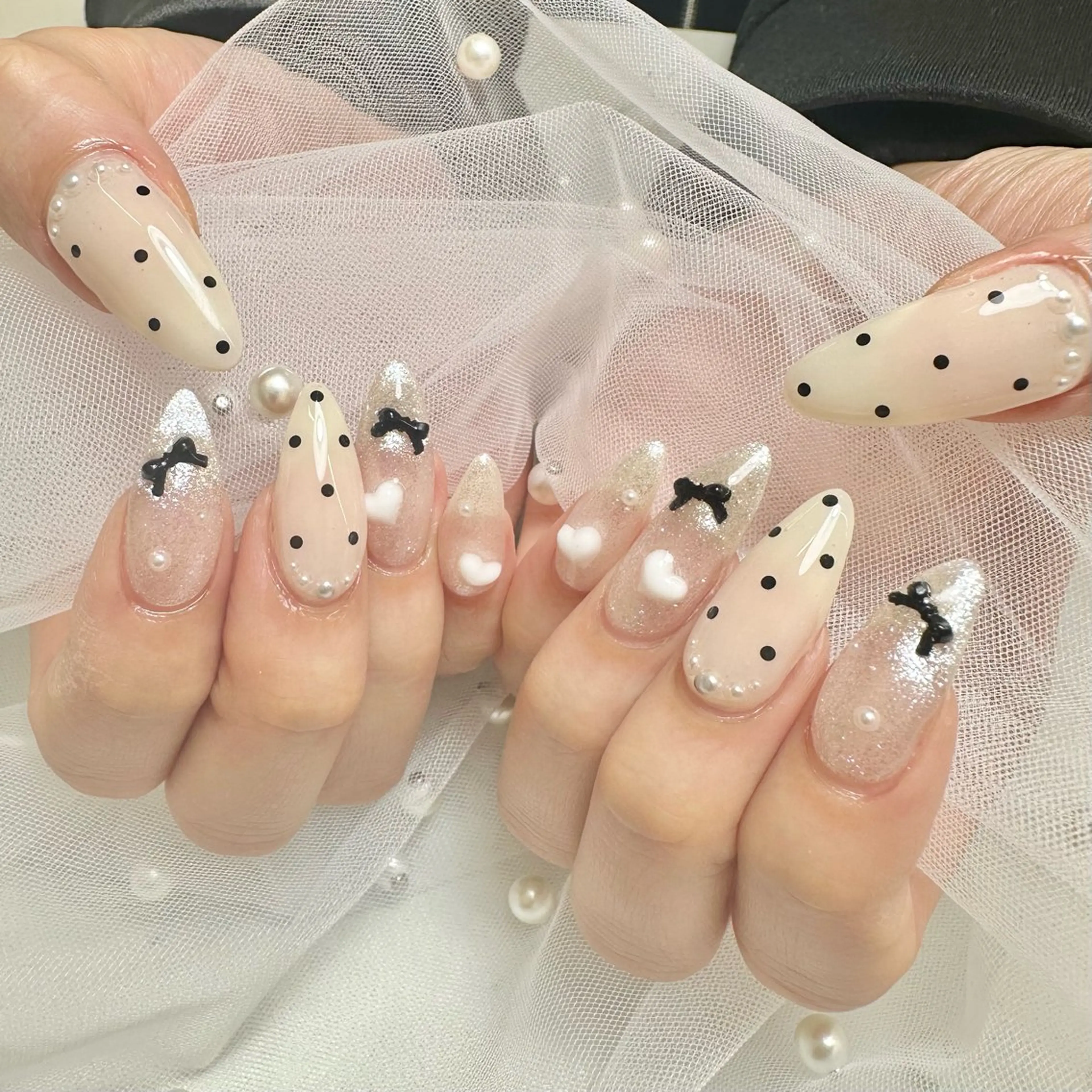 ネイル ハンドネイル nami🐰🎀 堺筋本町ネイルサロンのネイルデザイン