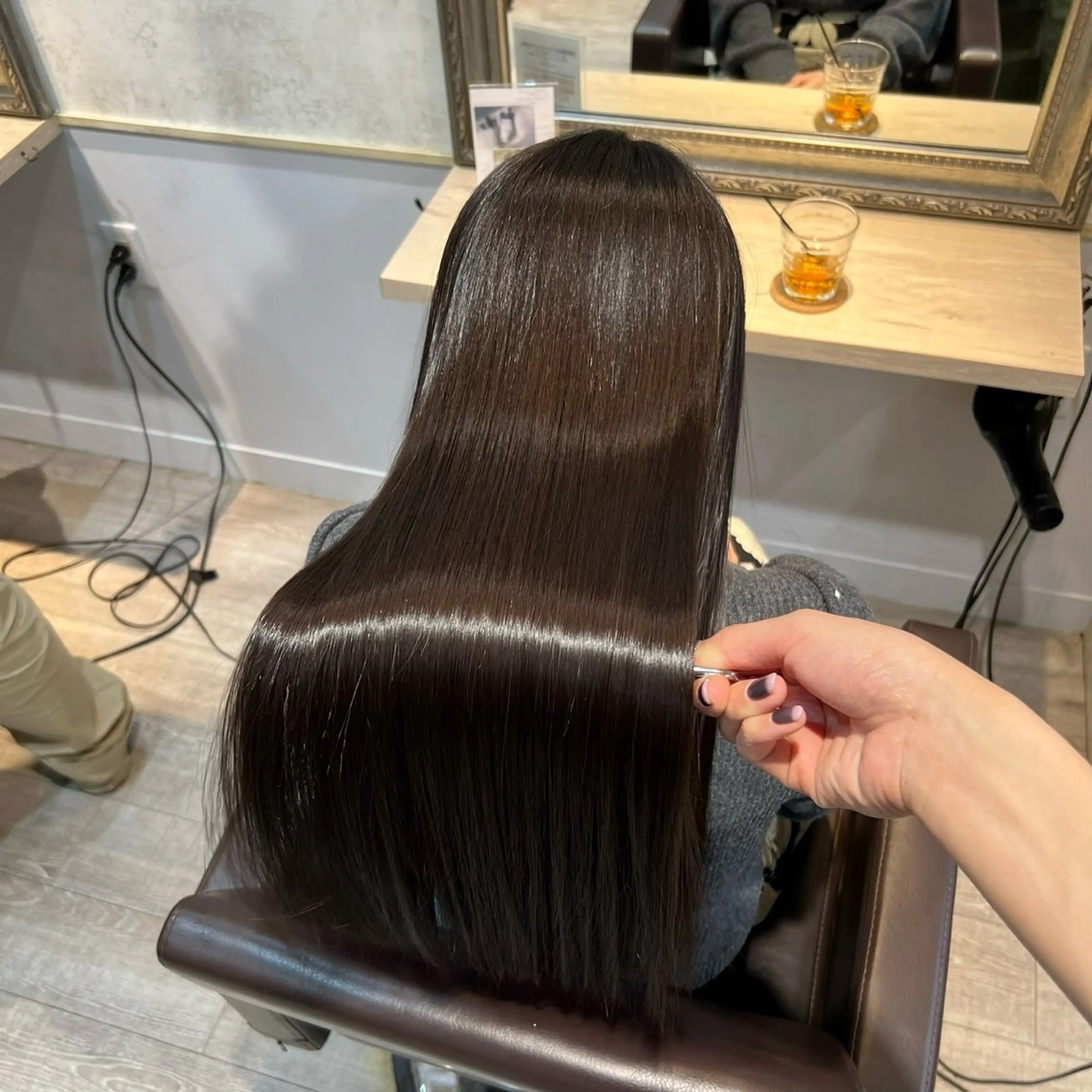 ロング 縮毛矯正 カット 縮毛矯正 美髪矯正🪽／新宿／ ゆうみ🦋のヘアスタイル