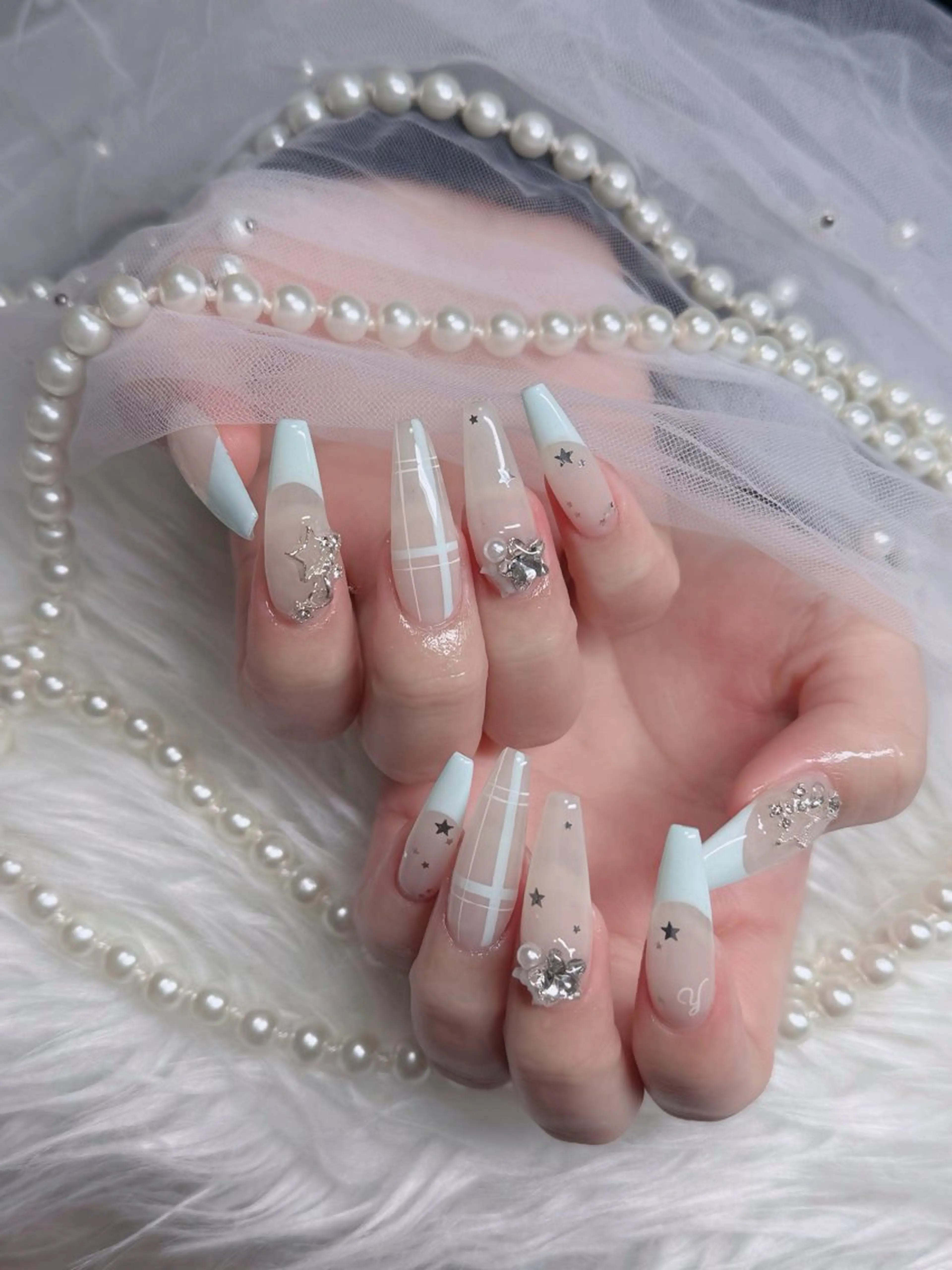 ネイル アートネイル ボルドー フレンチネイル ジェルネイル 氷ネイル・うるうるネイル ハンドネイル H.baby Nail Salonのネイルデザイン