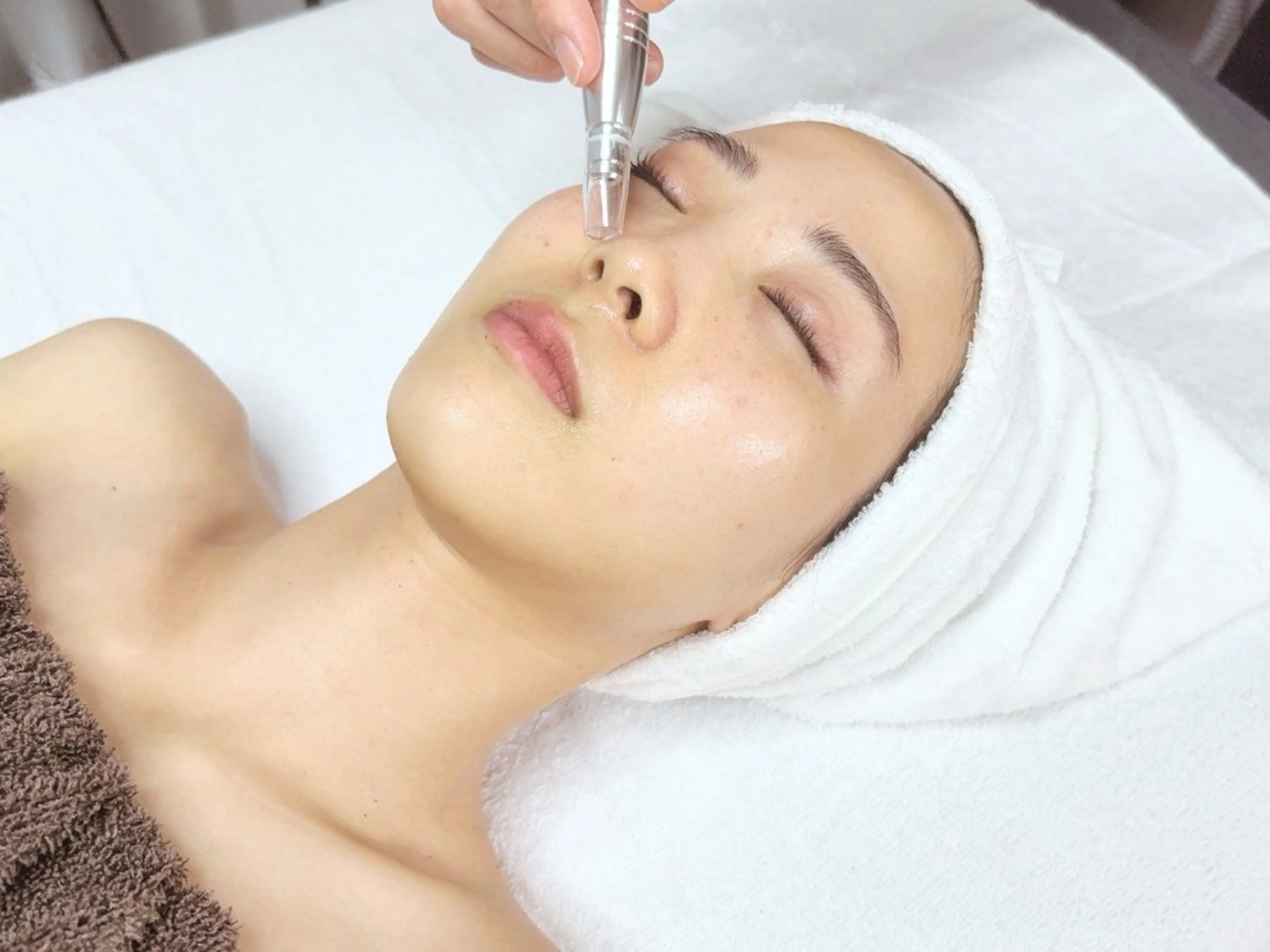 【毛穴開き&黒ずみ特化改善】剥けない透明感ハーブピーリング+毛穴洗浄の写真