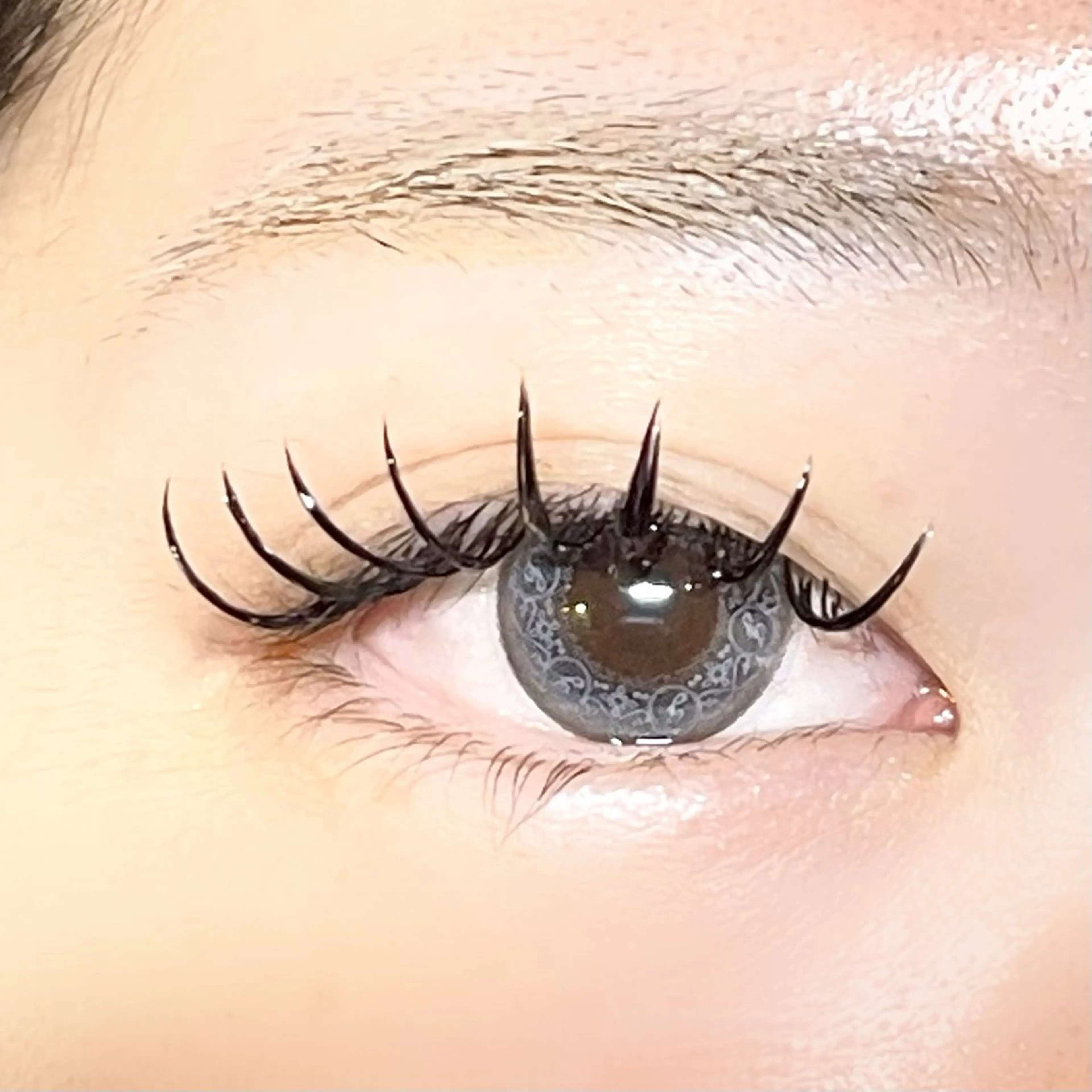 マツエク・マツパ バインドロック NANA Milano所属・yuuka Fのマツエク・マツパデザイン