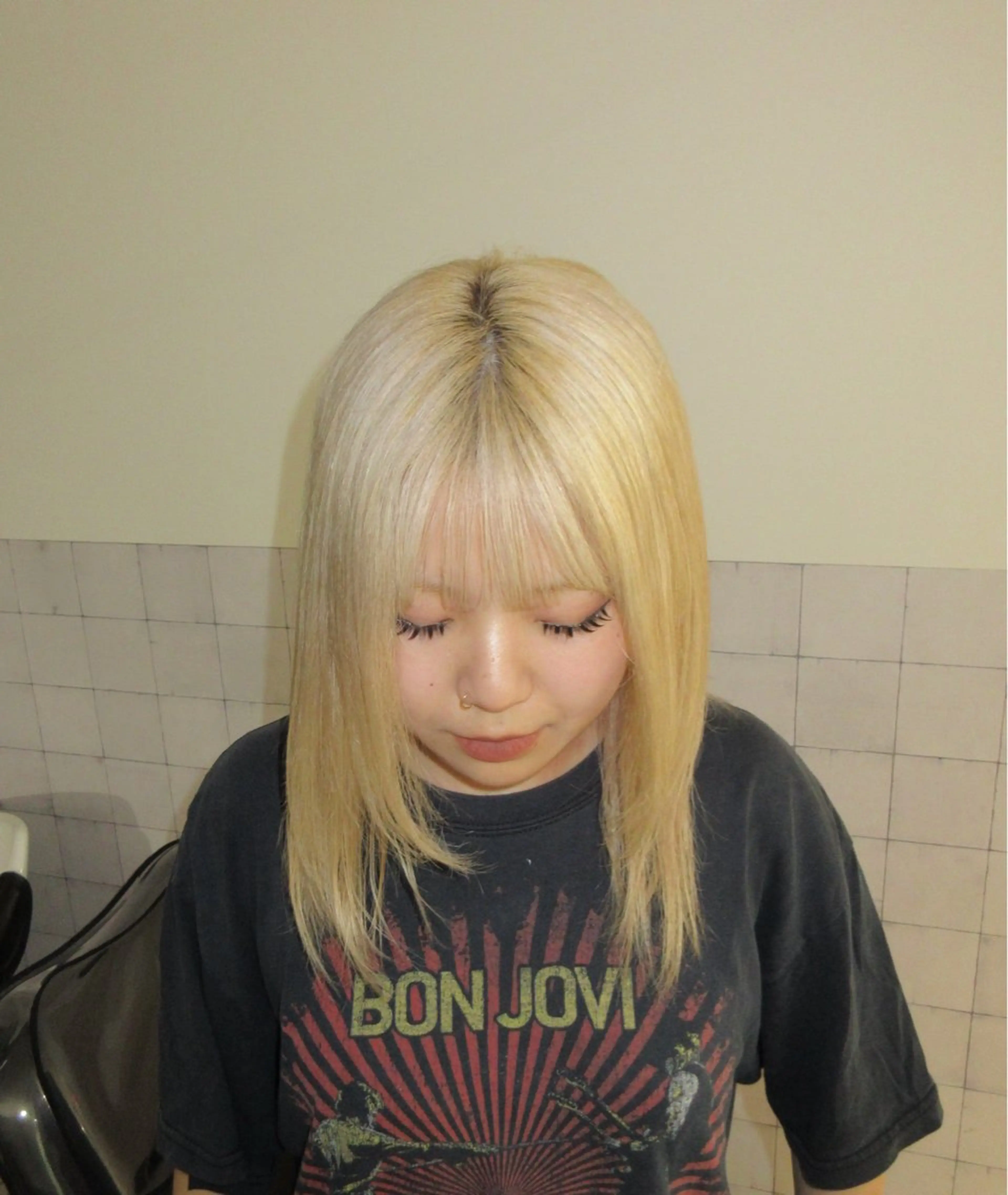 セミロング カラー ボブ/ハイトーン🪽 堀内志茉🍀のヘアスタイル