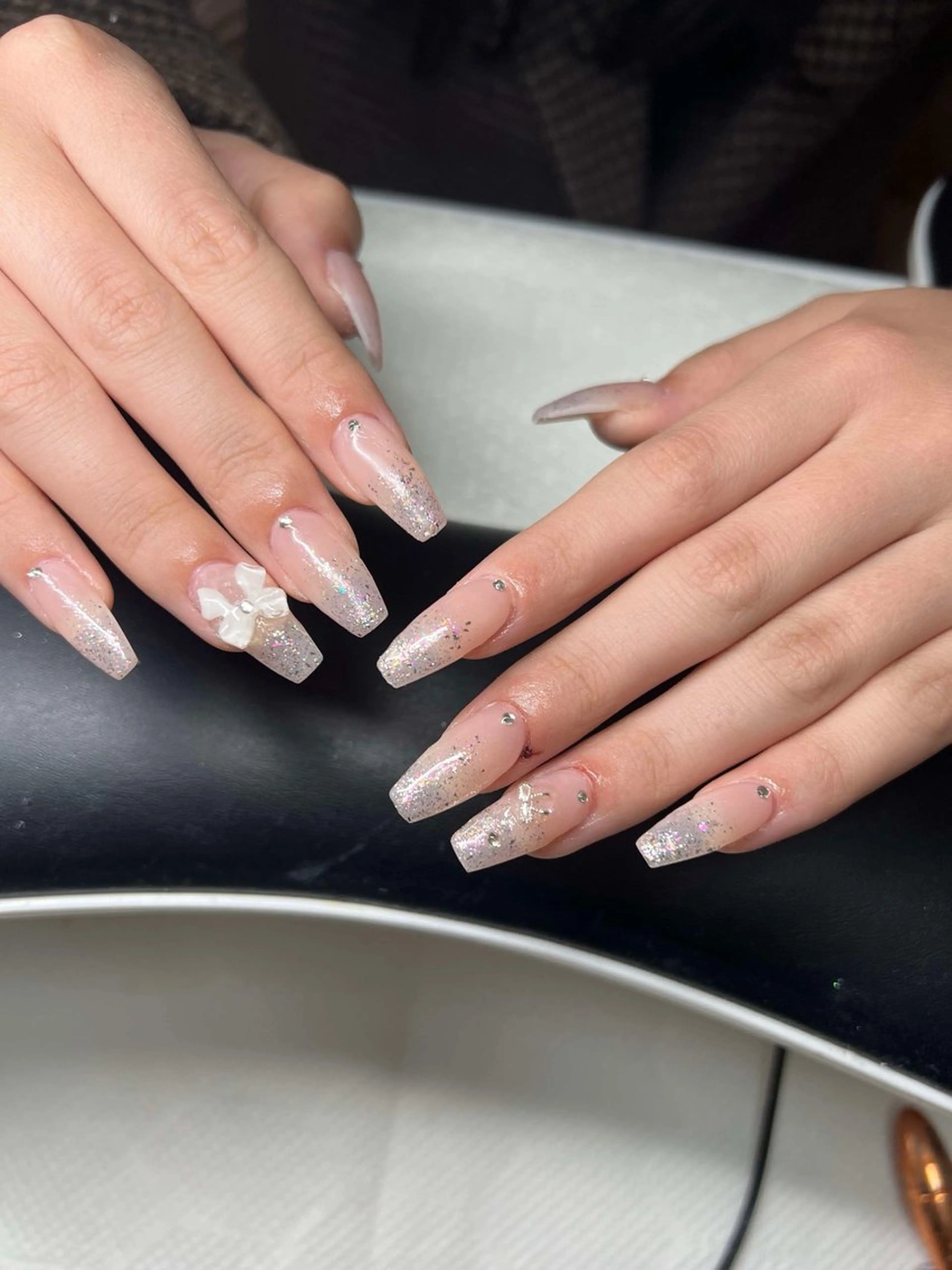 ネイル 長さ出し グラデーション キラキラネイル マグネットネイル ミラーネイル Lee Nails チップ長さだし専門店のネイルデザイン