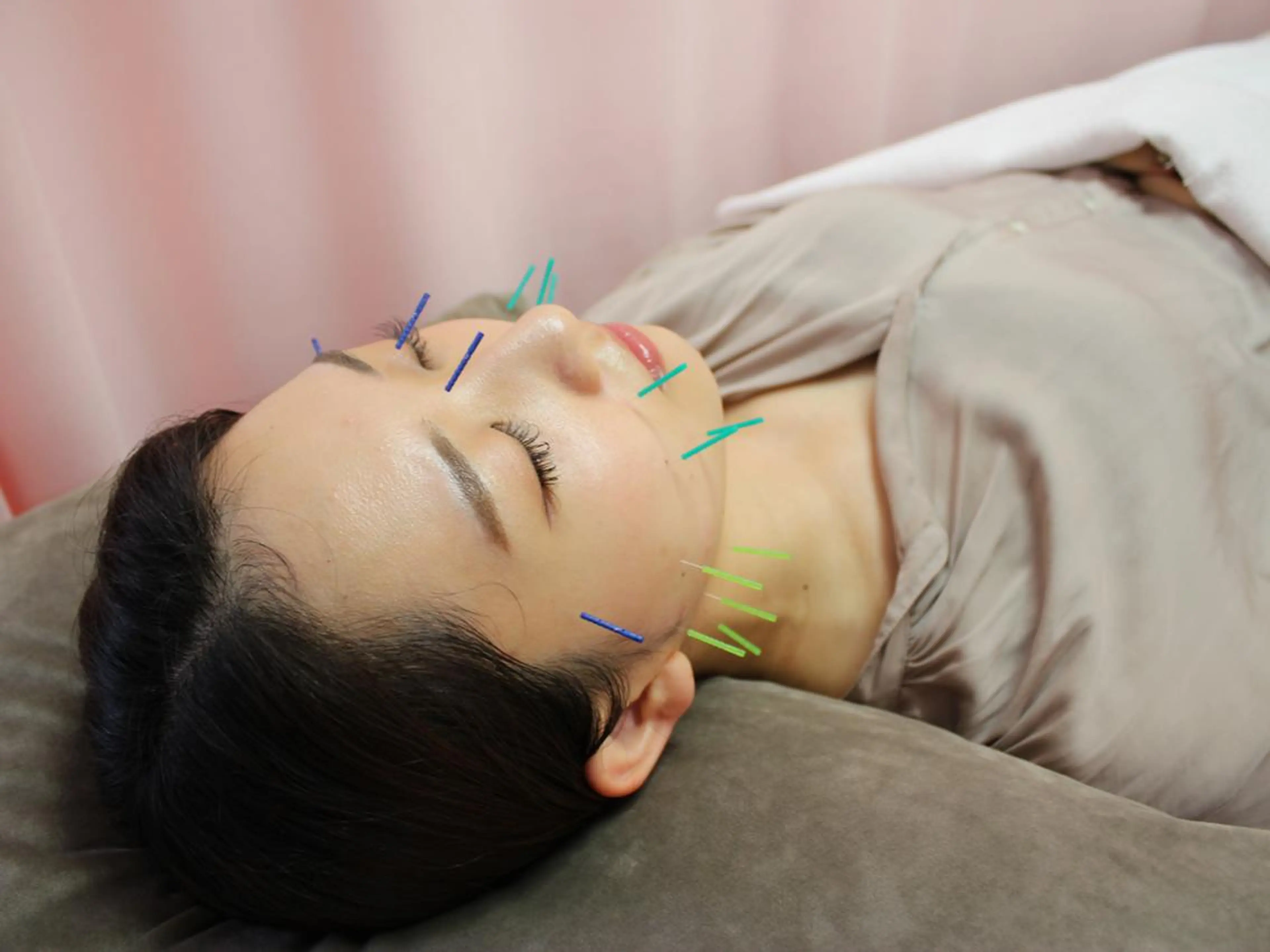 エステ リラク 同心整骨院 美容鍼・整体・小顔のエステ・リラクイメージ