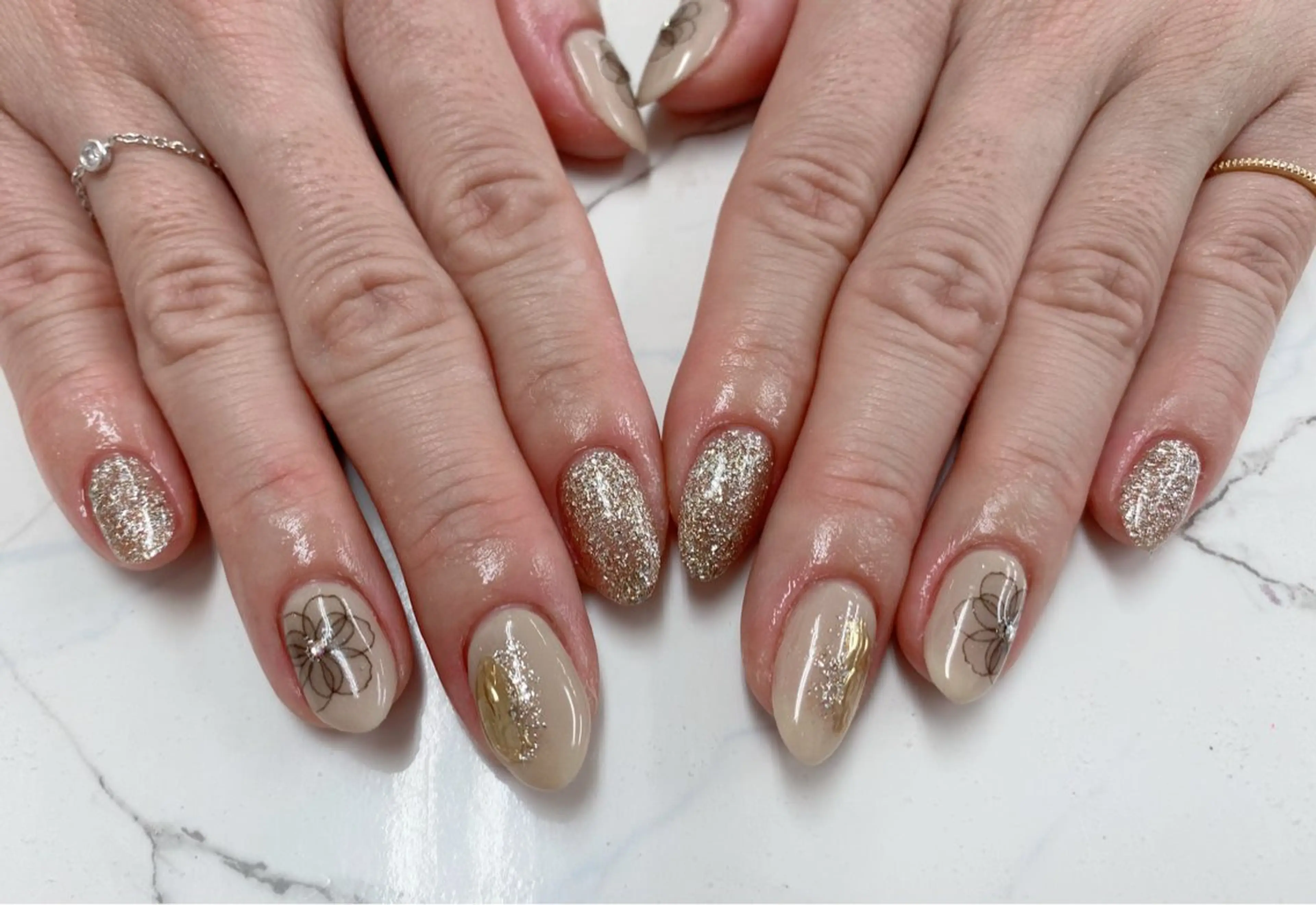 ネイル PLUS NAIL(プラスネイル)所属・PLUSNAIL 愛歩のネイルデザイン