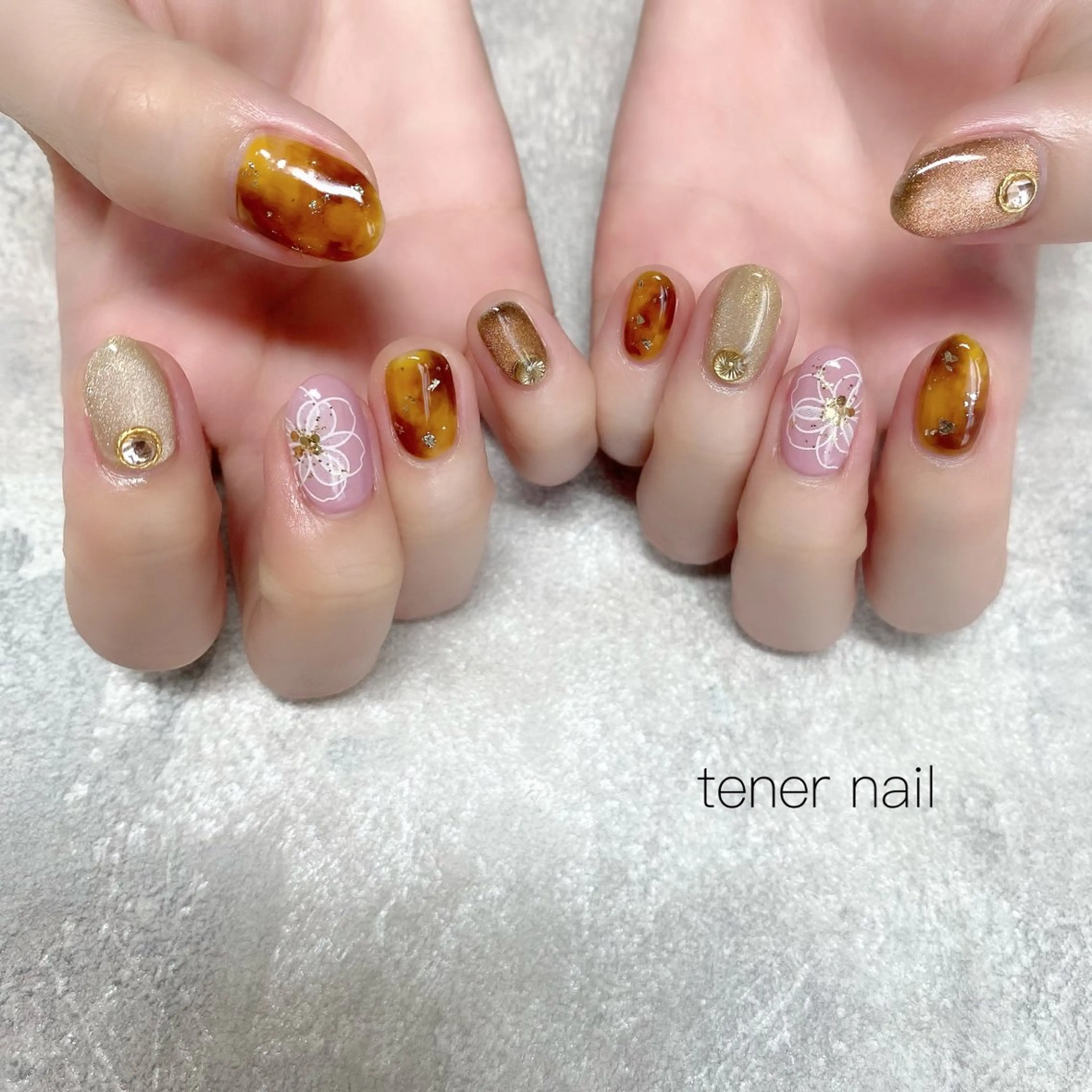 ネイル べっ甲ネイル フラワーネイル ハンドネイル tener  nail  テネルネイル所属・テネルネイル tener nailのネイルデザイン