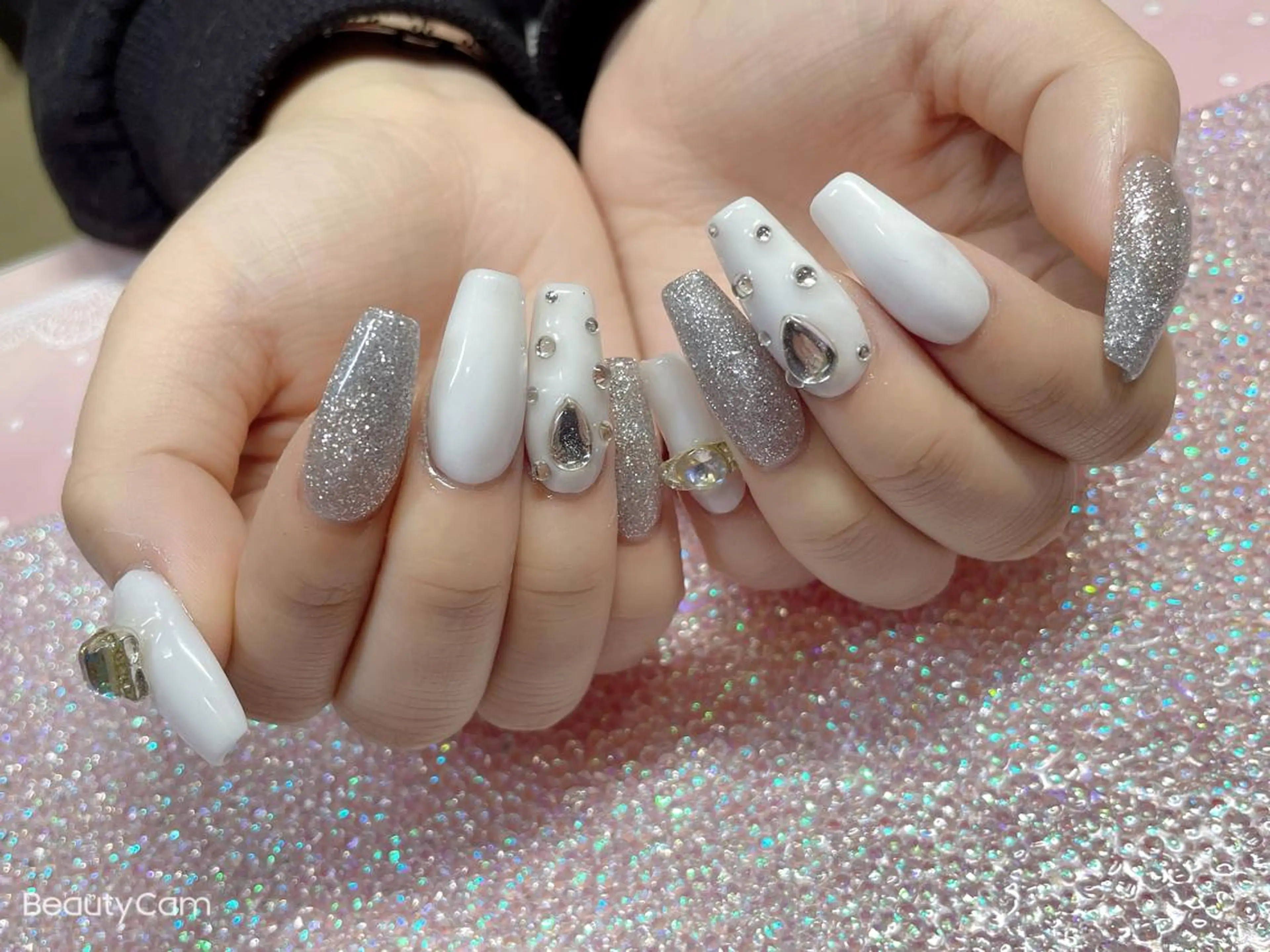 セミロング ネイル ハンドネイル 《LB》ラブリエ Nail&eyeのマツエク・マツパデザイン