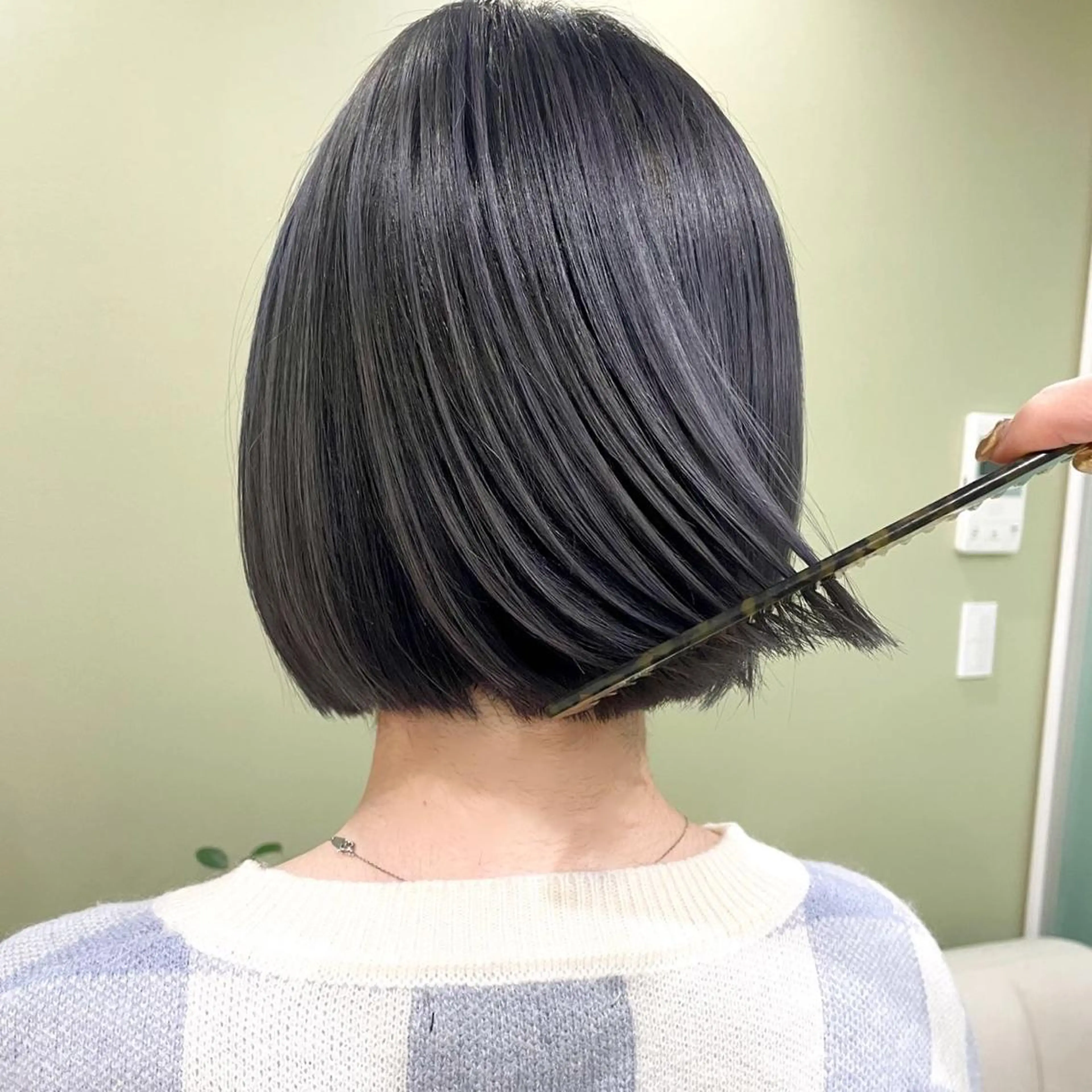 ミディアム カラー 透明感カラー ハイライトカラー ラベンダーカラー ラベンダーグレー ハイライト ヘアカラー YAWN所属・YAWN《ヨウン》 Yucaのその他イメージ