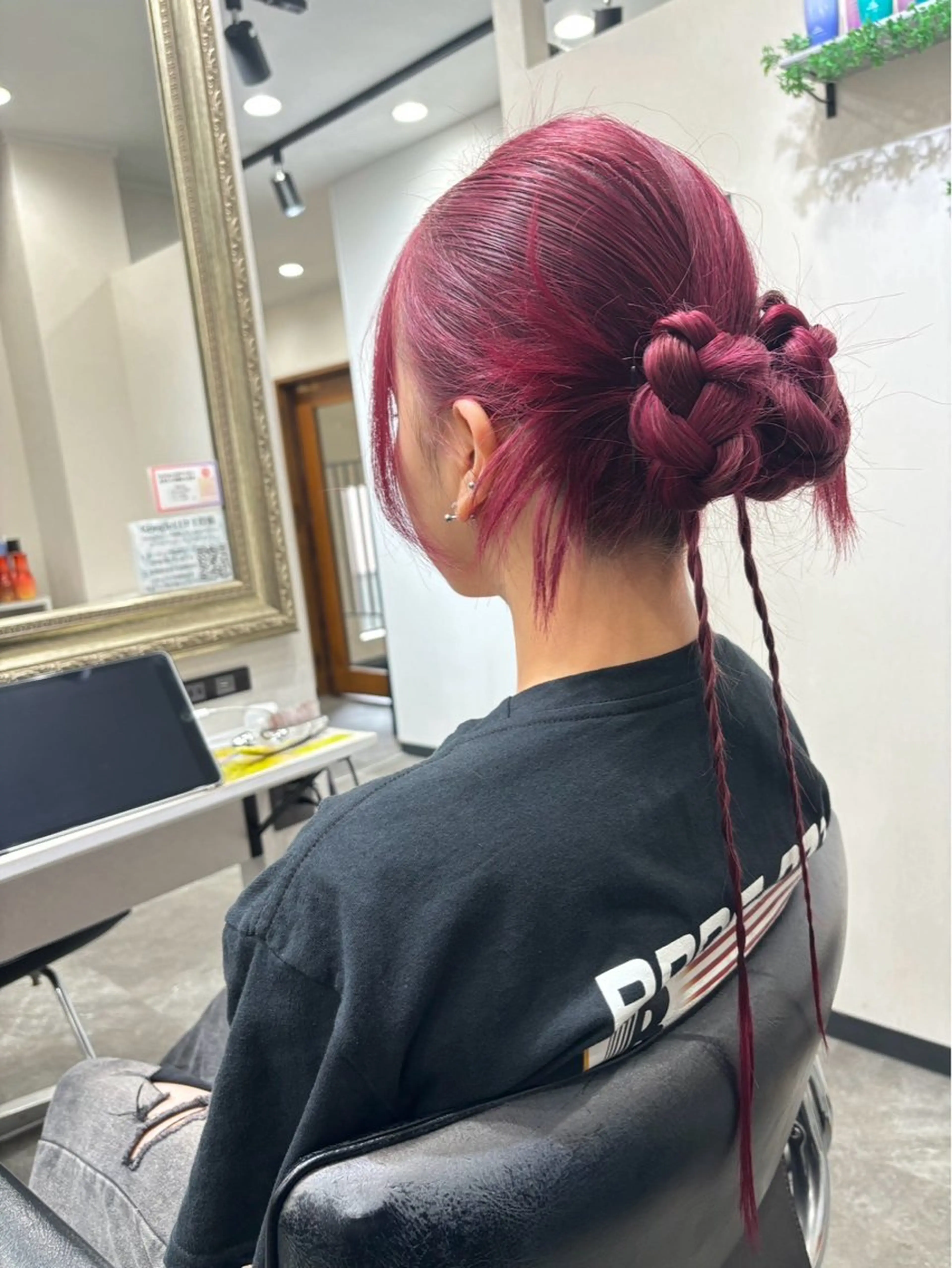 ロング ヘアアレンジ 籾木 美優のヘアスタイル