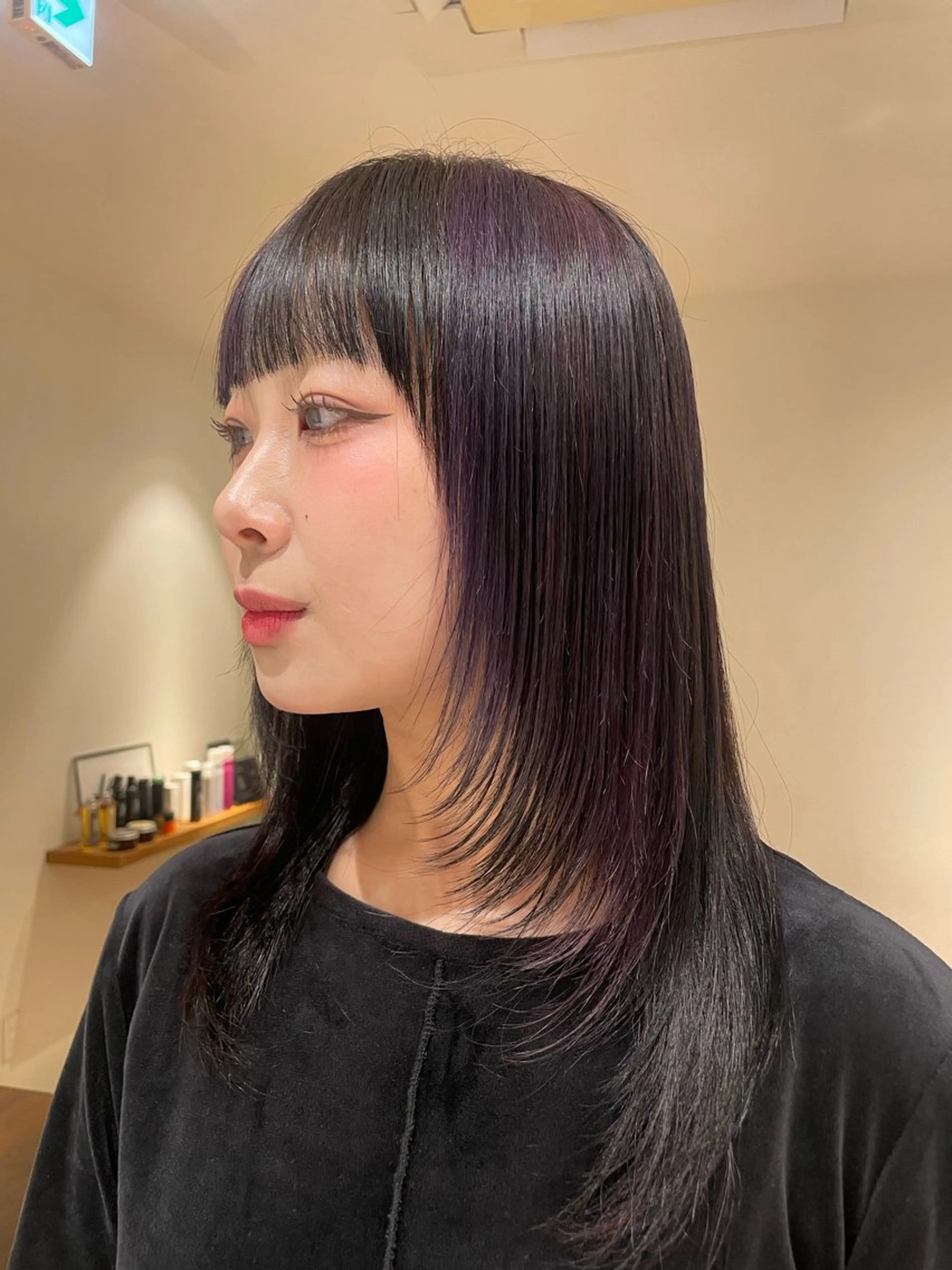 ミディアム カラー パープルカラー カット ヘアカラー リカ/ハイトーン ・オリーブ🍀のヘアスタイル