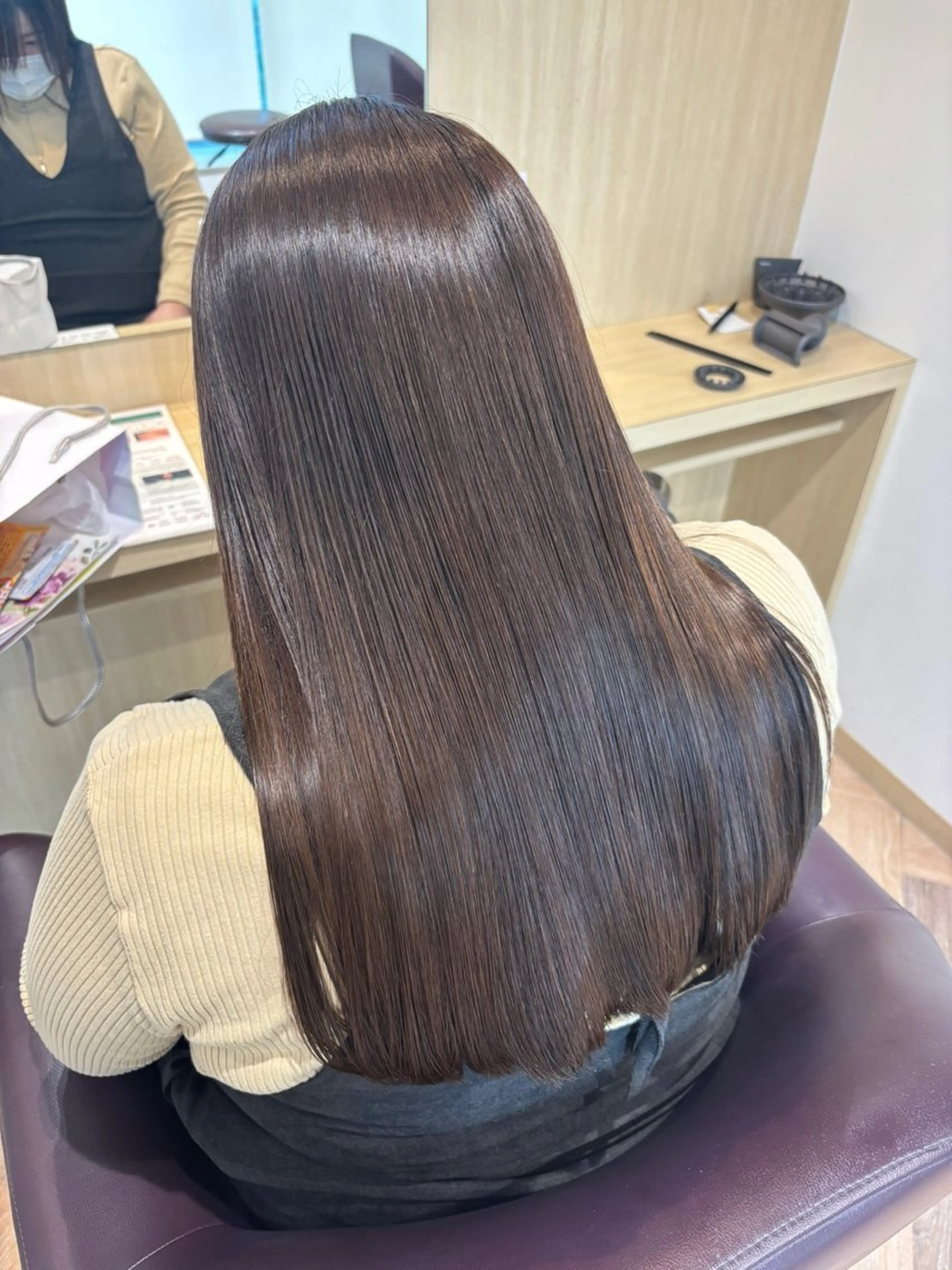 ロング カット 縮毛矯正 久光天海/艶カラー /髪質改善ストレートのヘアスタイル