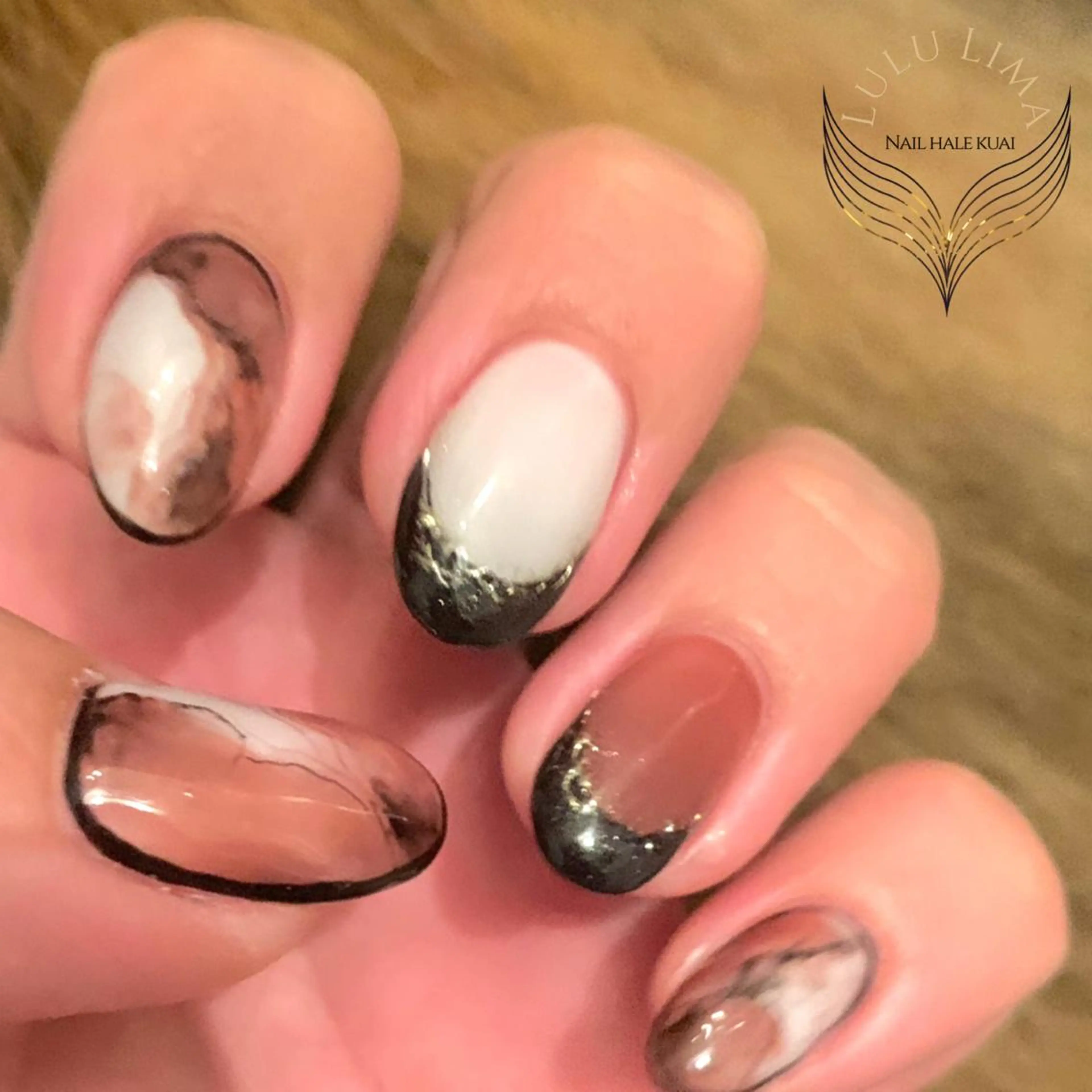 ネイル アートネイル ハンドネイル ハンドケア LULU LIMAのネイルデザイン