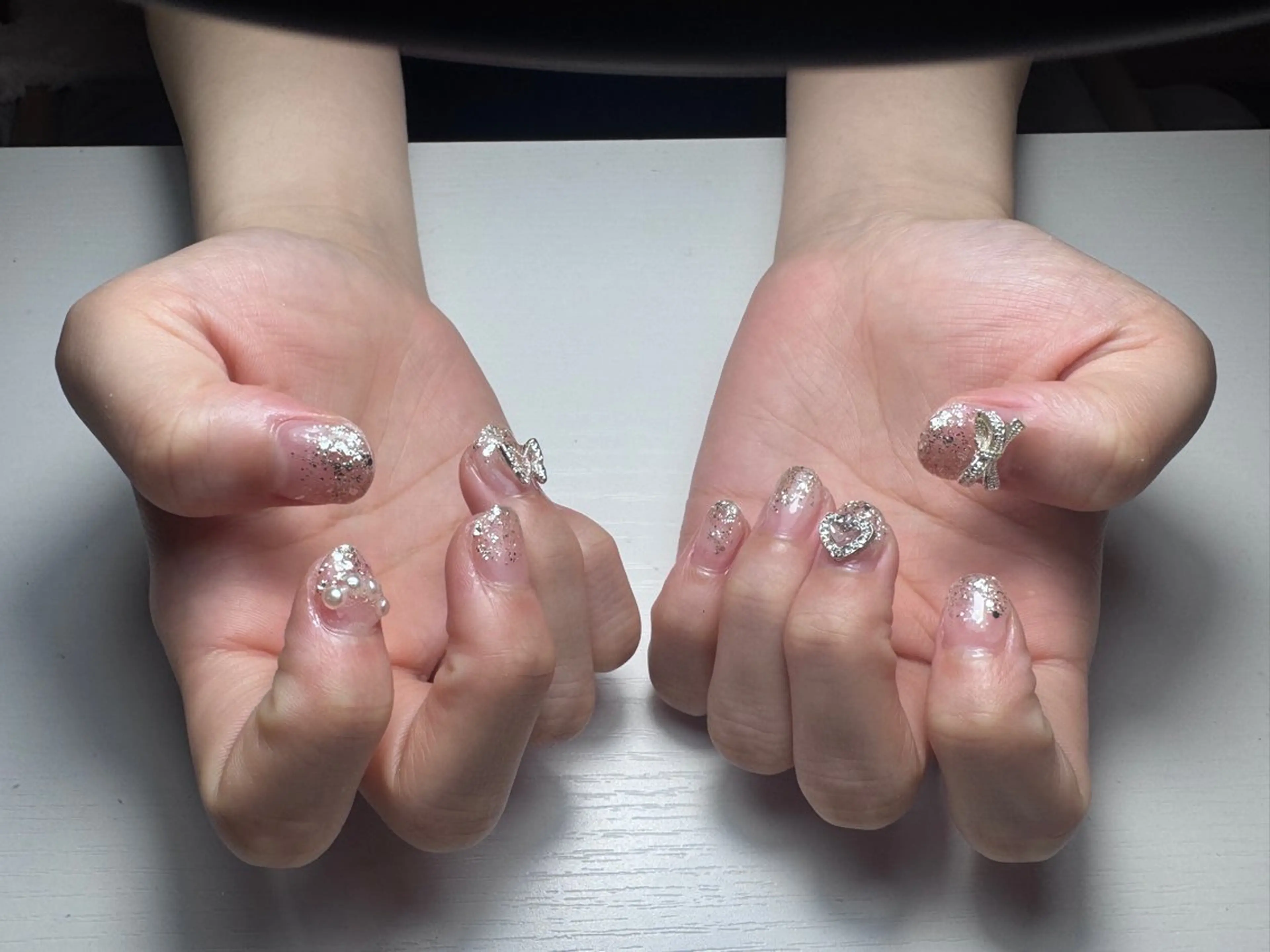 ネイル ラメ(グリッター) ラメグラデーション 土屋 萌笑のネイルデザイン