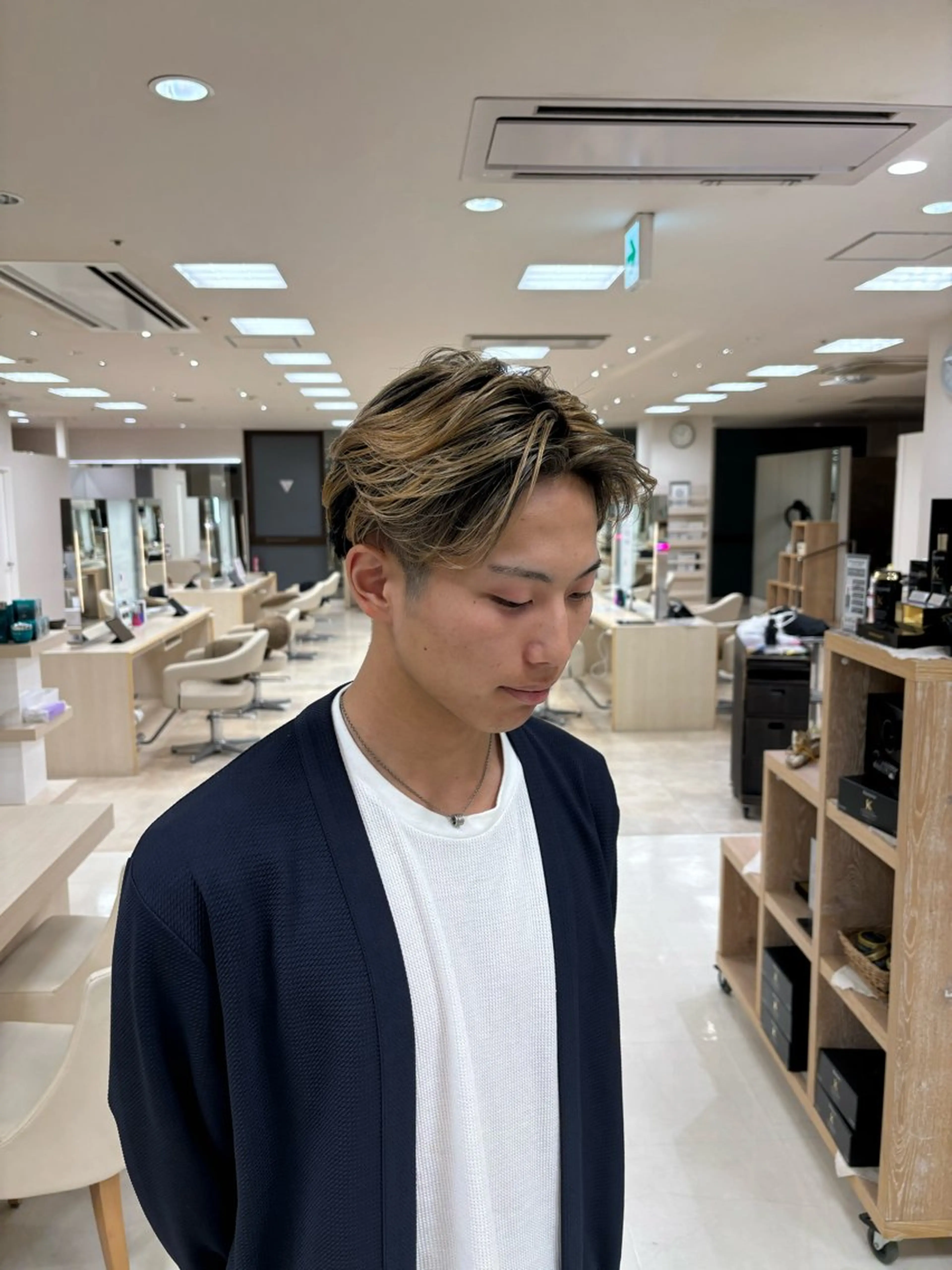 ミディアム カラー メンズ カット ヘアカラー トリートメント 湘南/メンズパーマ/ ハイライト/ユチカのヘアスタイル