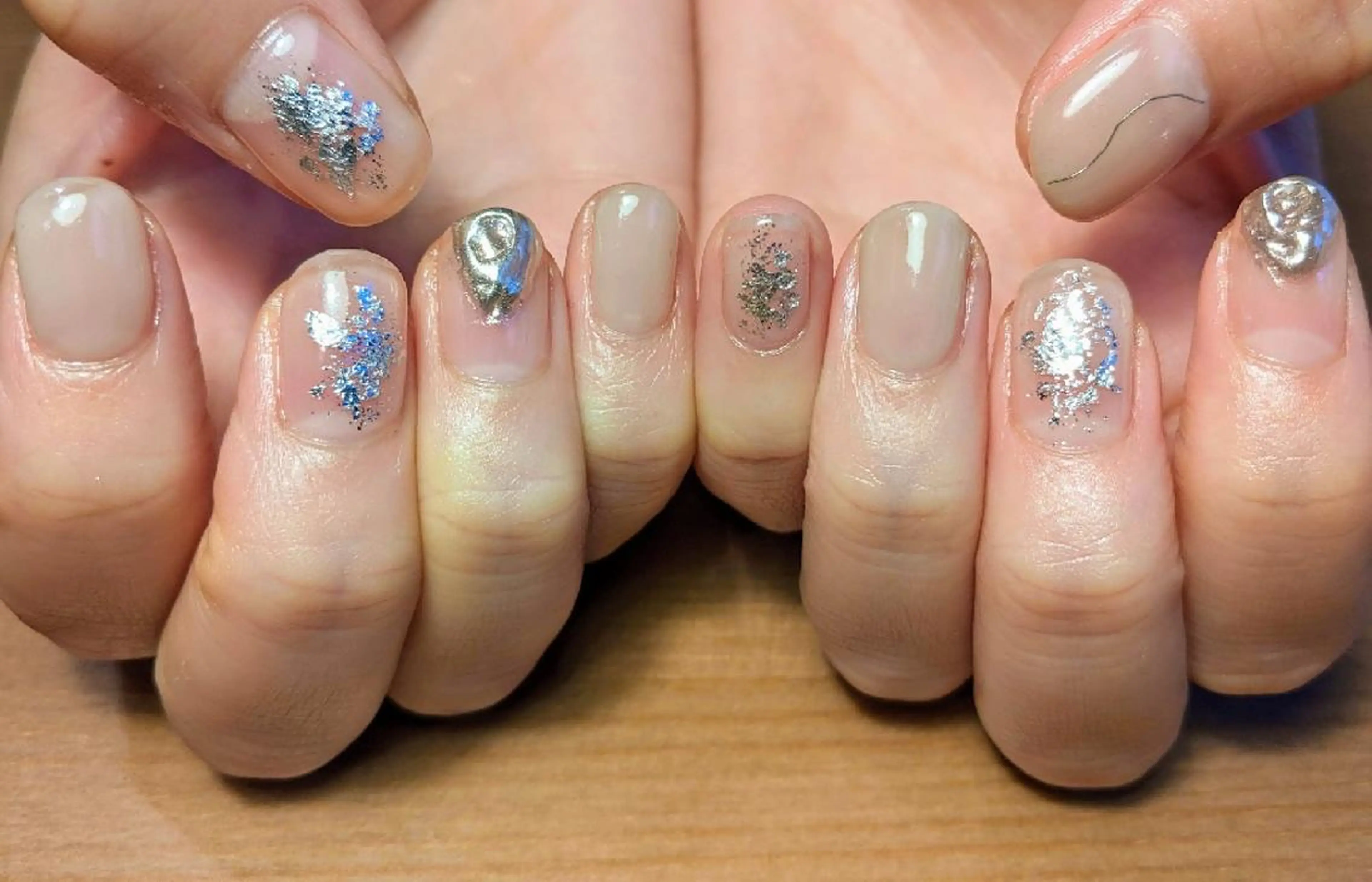 ネイル ｱｲﾗｯｼｭ ﾈｲﾙ ｻﾛﾝ つけるのマツエク・マツパデザイン