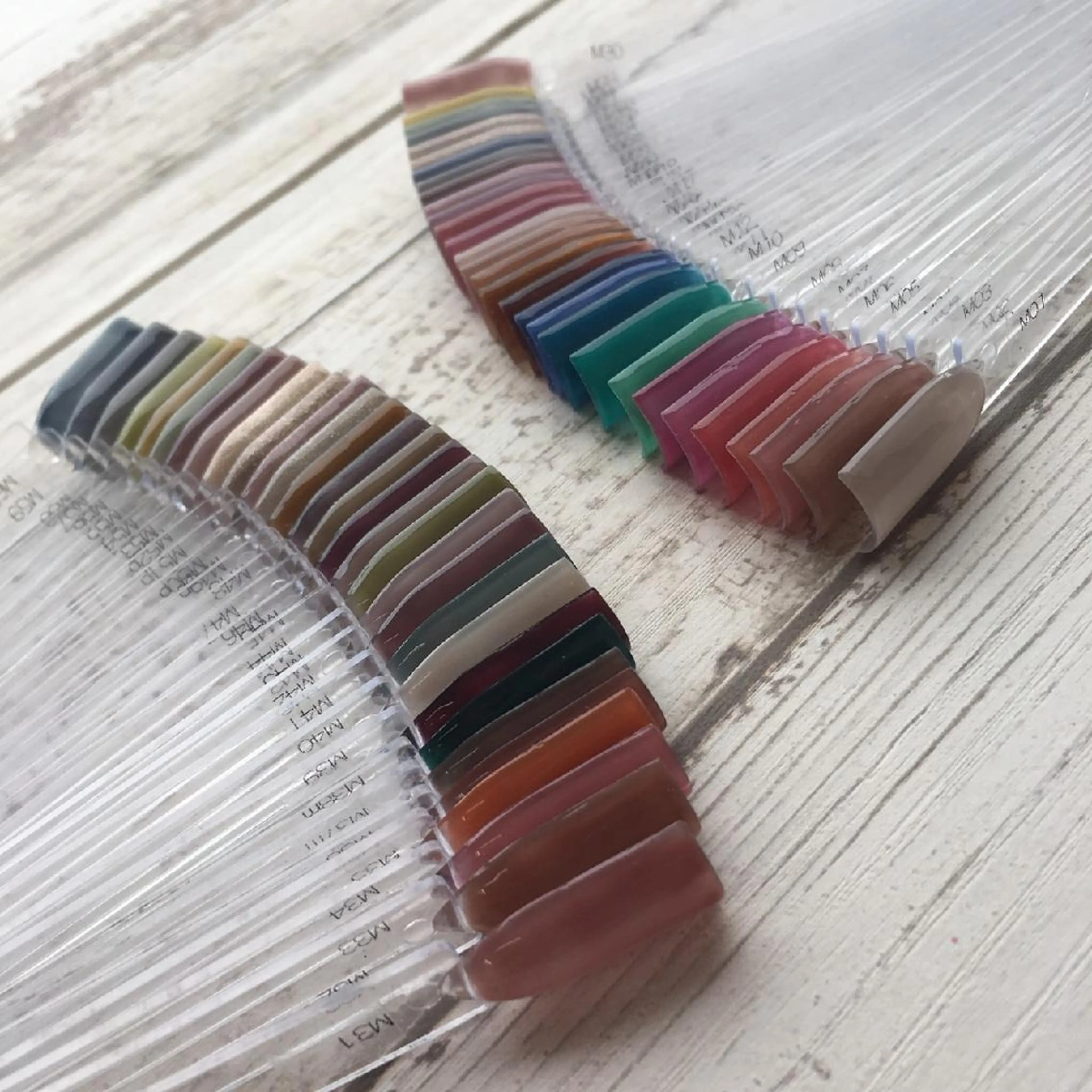 ネイル gemme NAIL&EYELASH所属・gemme 𓂃 yuiのネイルデザイン