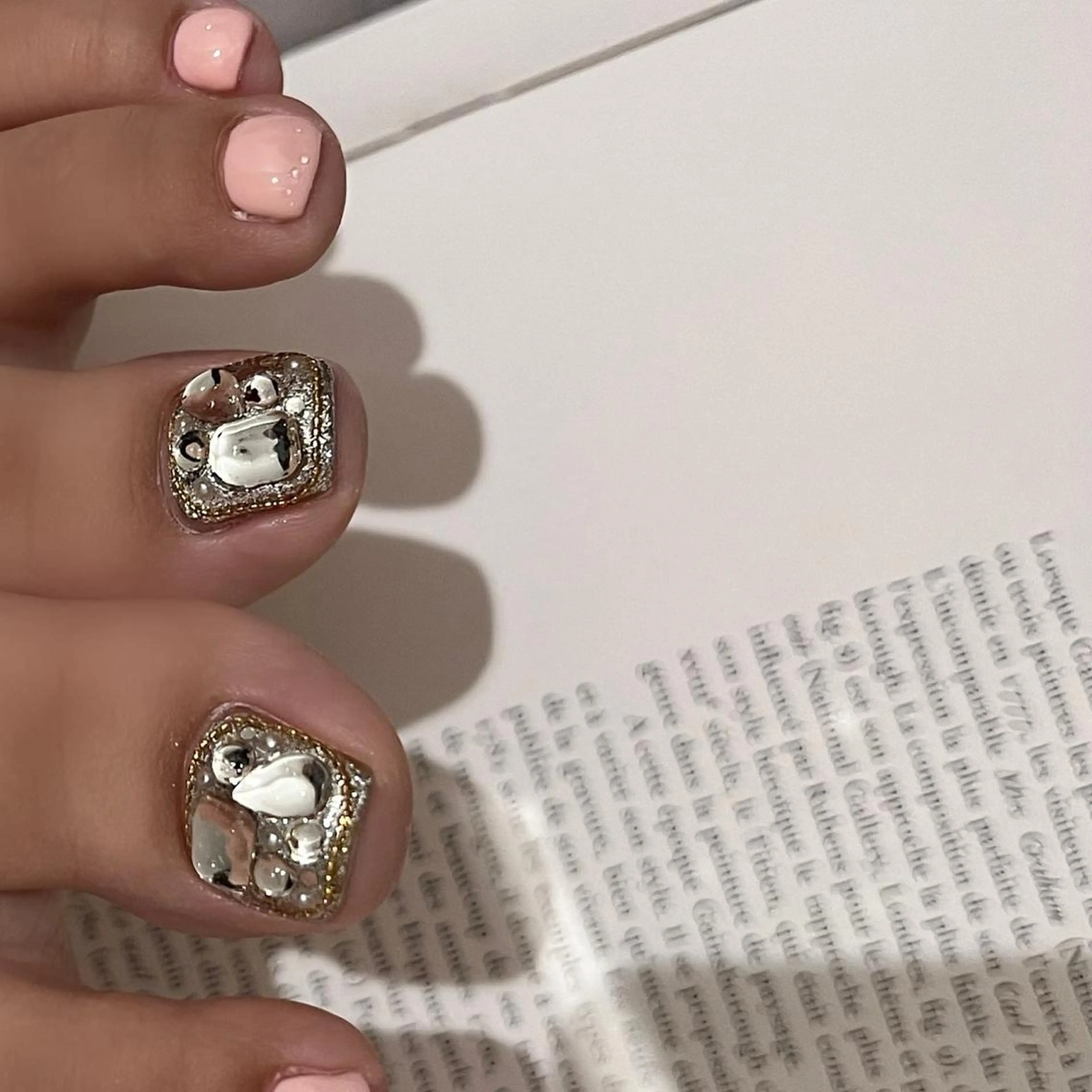 ネイル 黒葛原 めぐみのネイルデザイン