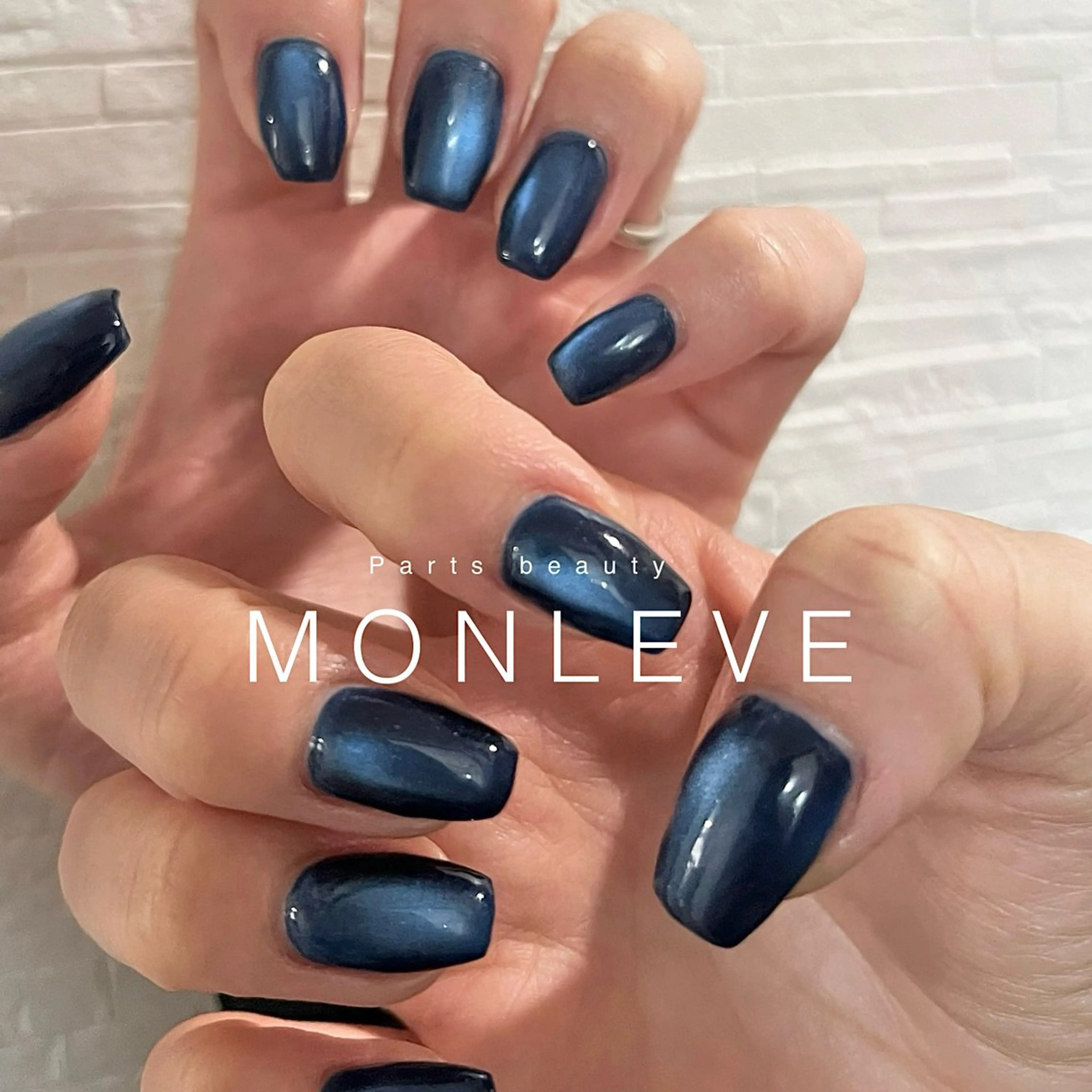 マグネットorフラッシュネイル　オフありワンカラーの写真