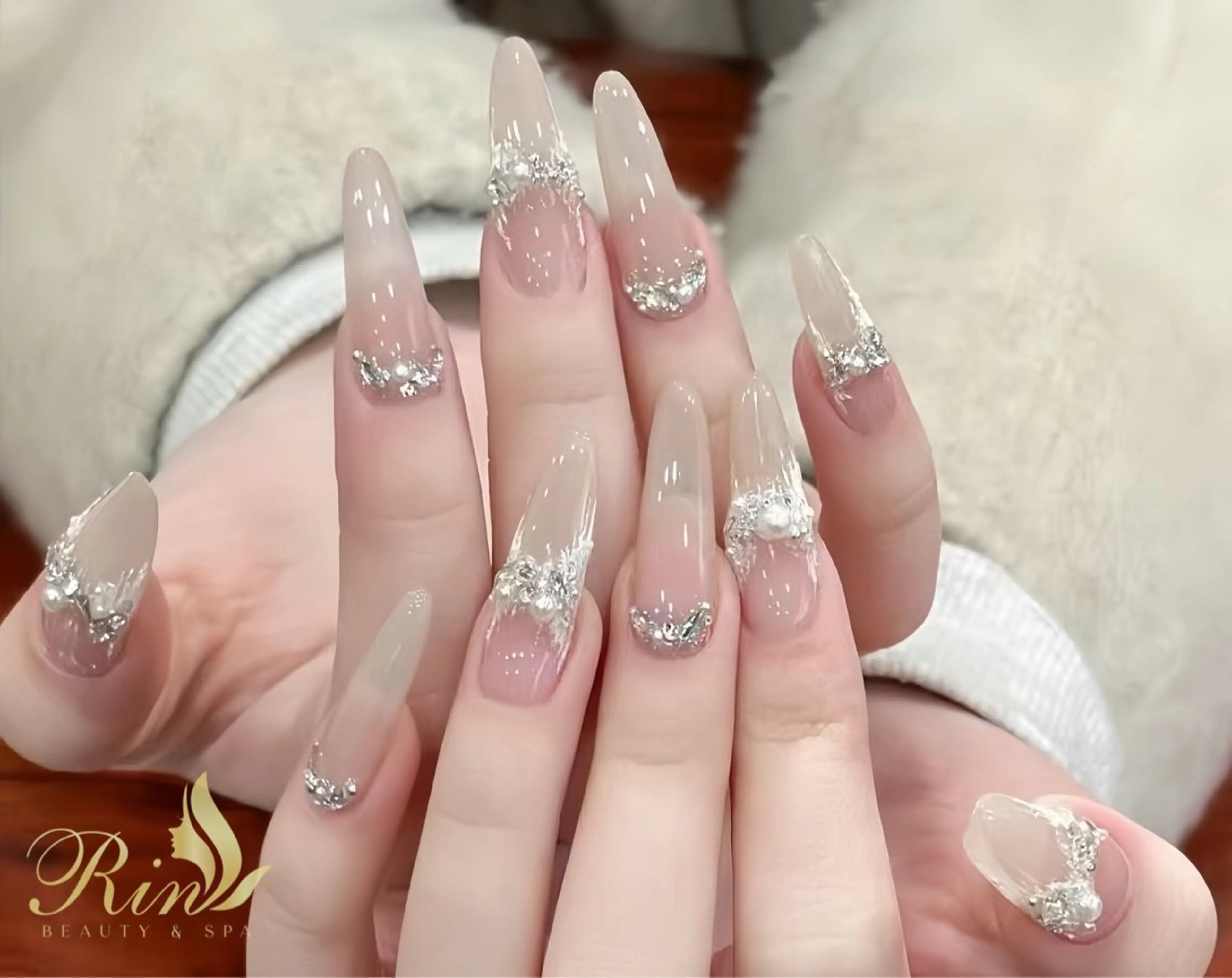 ネイル アートネイル フレンチネイル ジェルネイル 韓国ネイル ミラーネイル Rin Nail 新大久保店のネイルデザイン