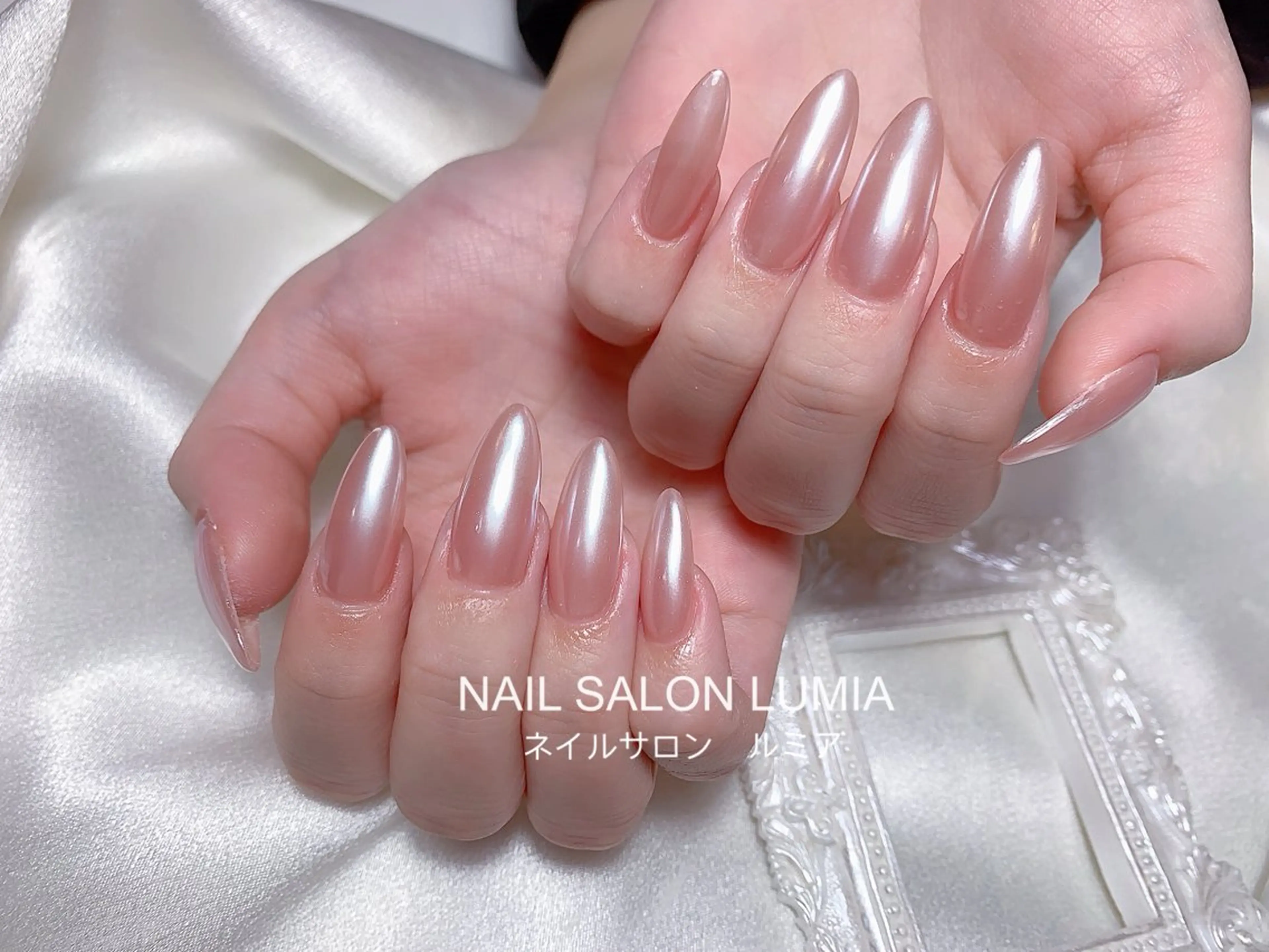 ネイル ミラーネイル ハンドネイル ネイルサロン ルミア Lumia 店長のネイルデザイン