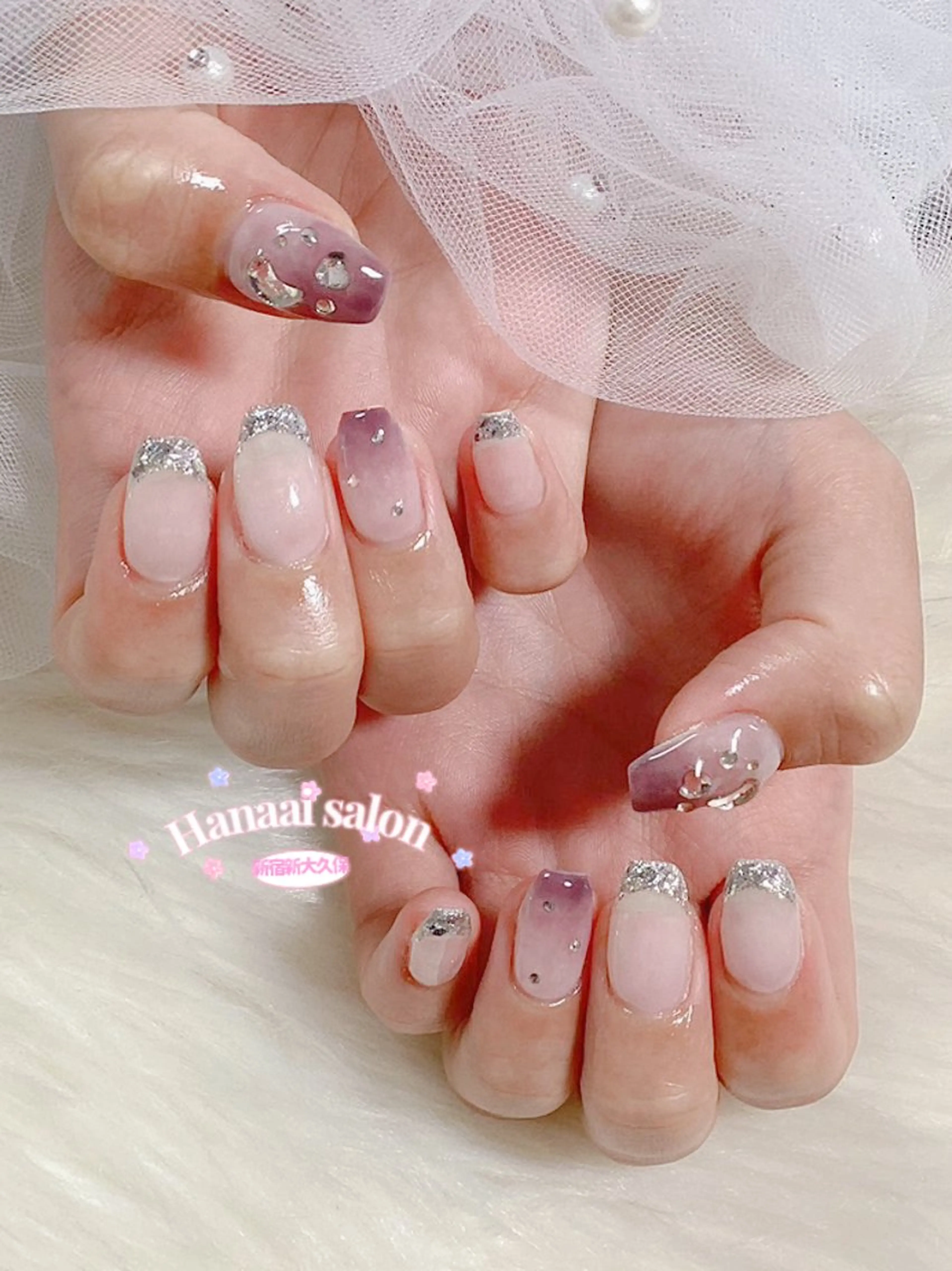 ミディアム ハンドネイル Hanaai Salon新大久保店のネイルデザイン