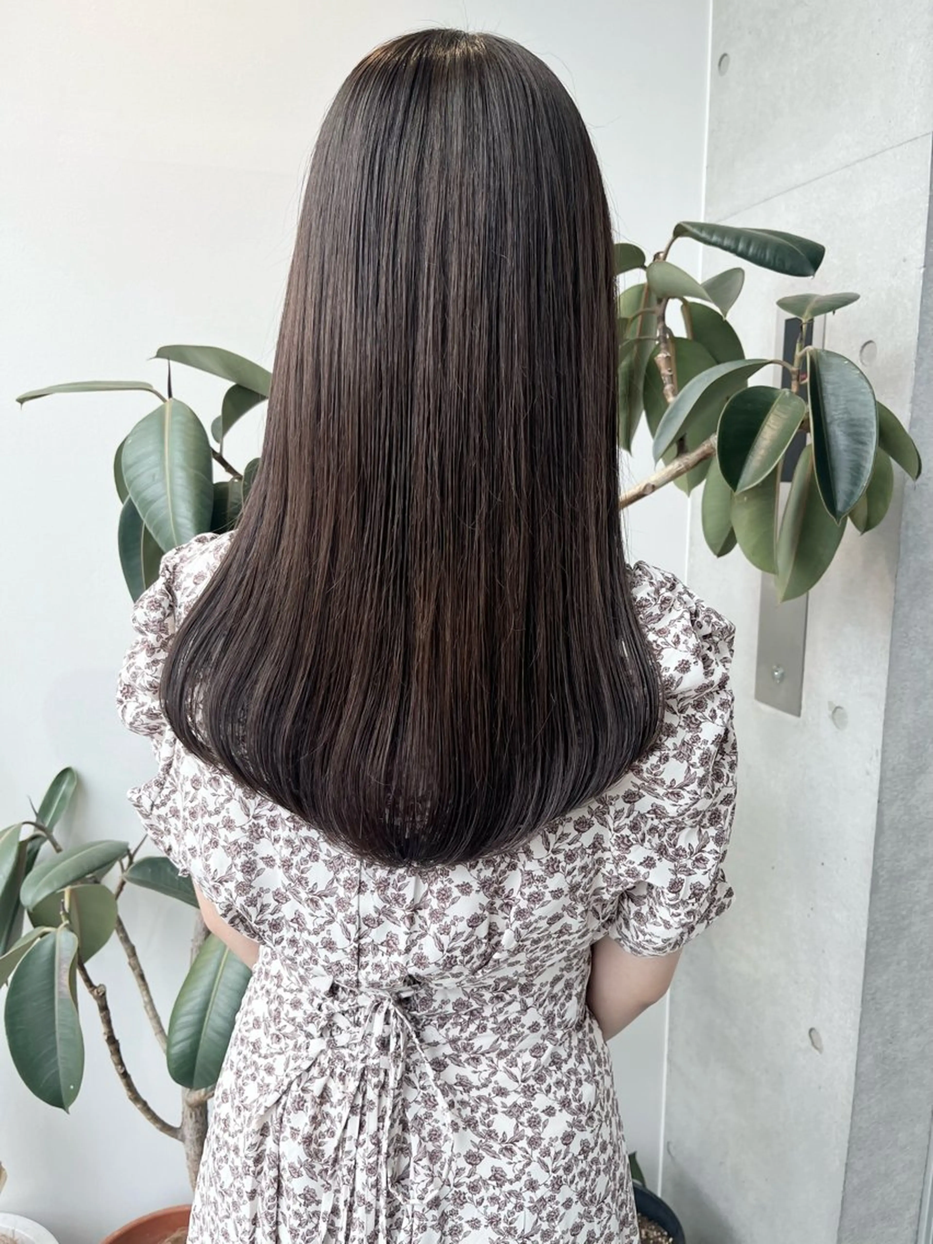 セミロング カラー パーマ ヘアアレンジ 透明感/オリーブ/ グレージュ/YUKAのヘアスタイル