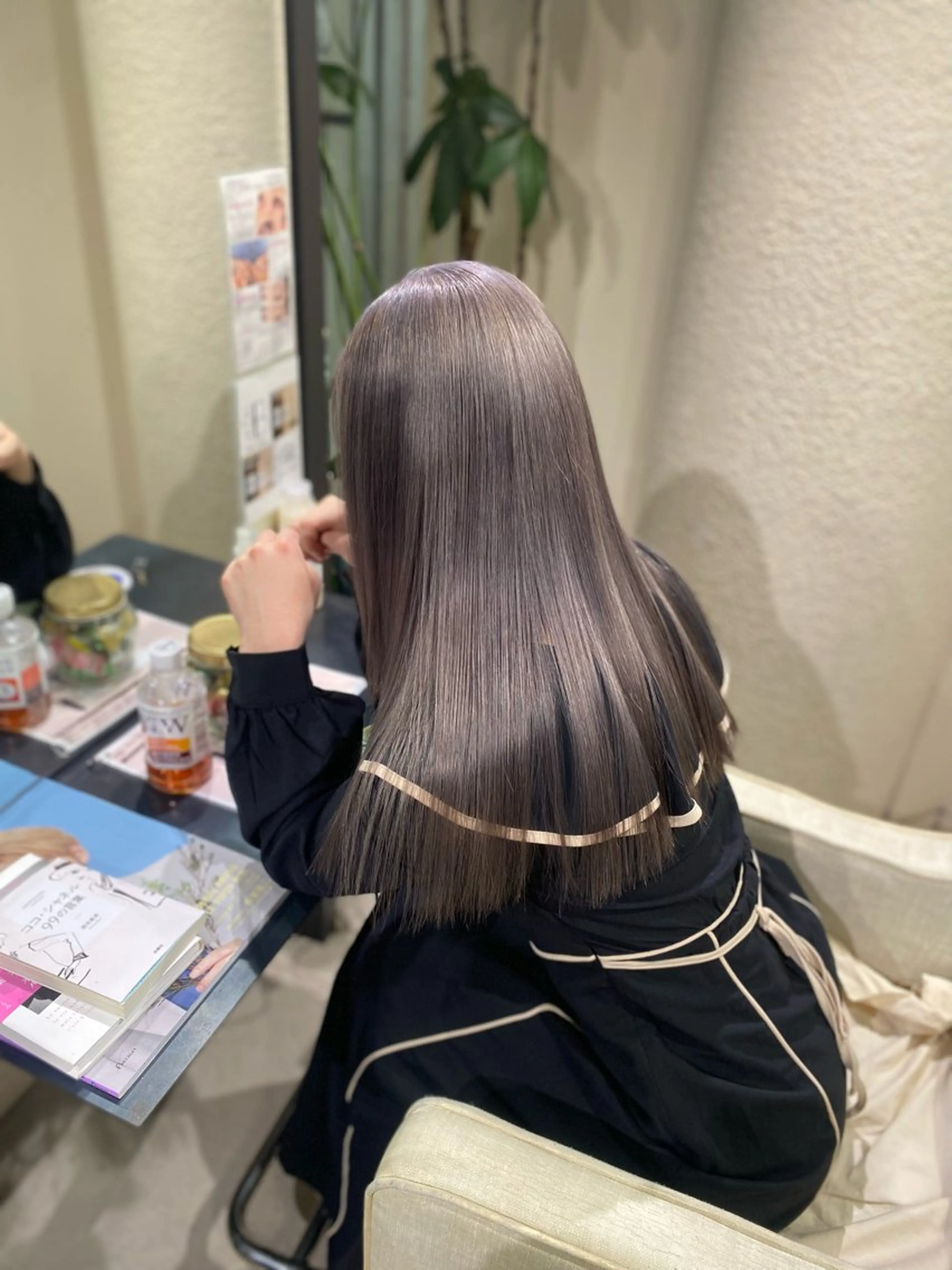 カラー ヘアカラー トリートメント ハイトーン✨艶髪💘 💘 AYANO💘のヘアスタイル