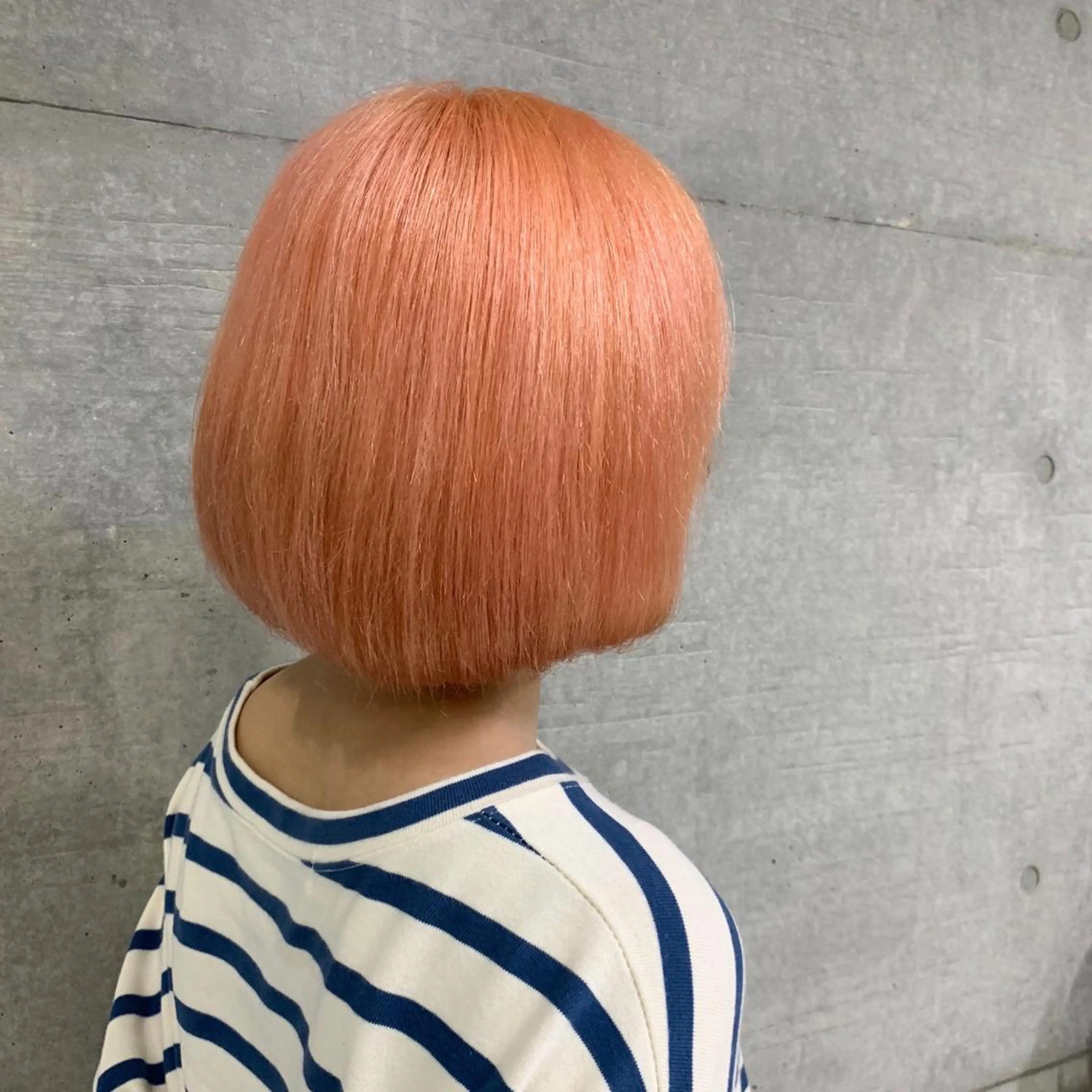 セミロング カラー ブリーチ ケアブリーチ ダブルカラー インナーカラー オレンジ ヘアカラー トリートメント THE./ブリーチ 透感カラー/髪質改善のヘアスタイル