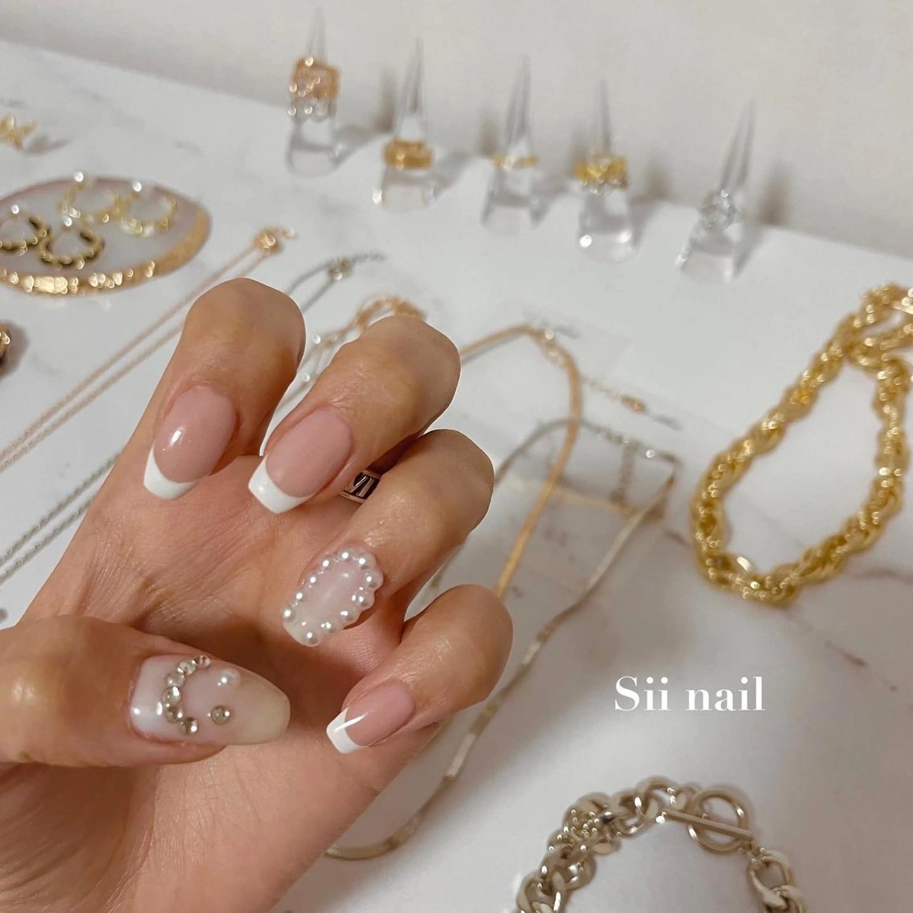 ネイル Sii nail 🤍SAKIのネイルデザイン