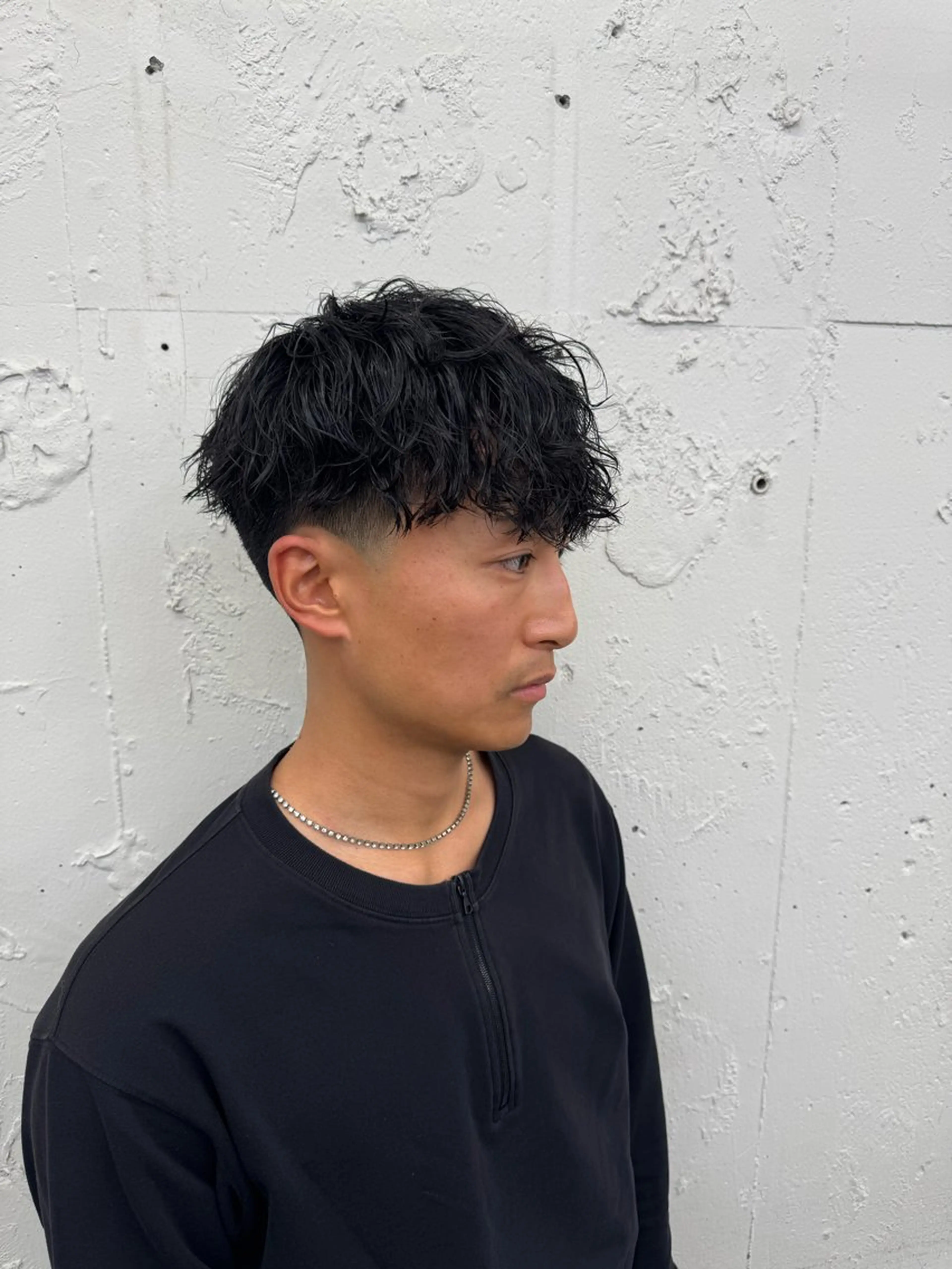 ショート パーマ メンズ フェードカット メンズパーマ メンズショート スキンフェード スペインカール カット パーマ トリートメント 💈メンズ特化💈 TASUKUのヘアスタイル