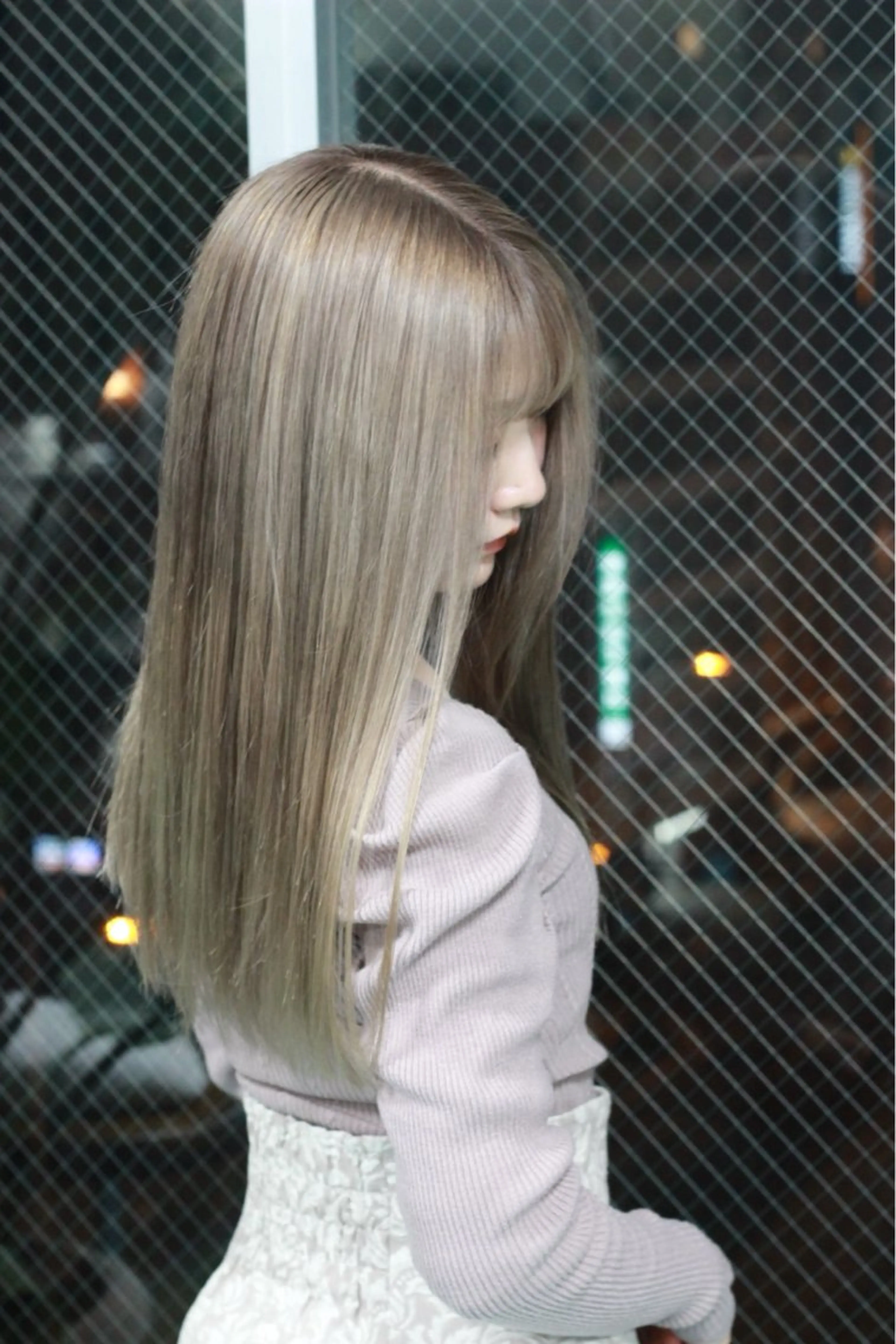 ロング カラー グレージュ ミルクティーグレージュ ヘアカラー Viage （ビアージュ）のヘアスタイル