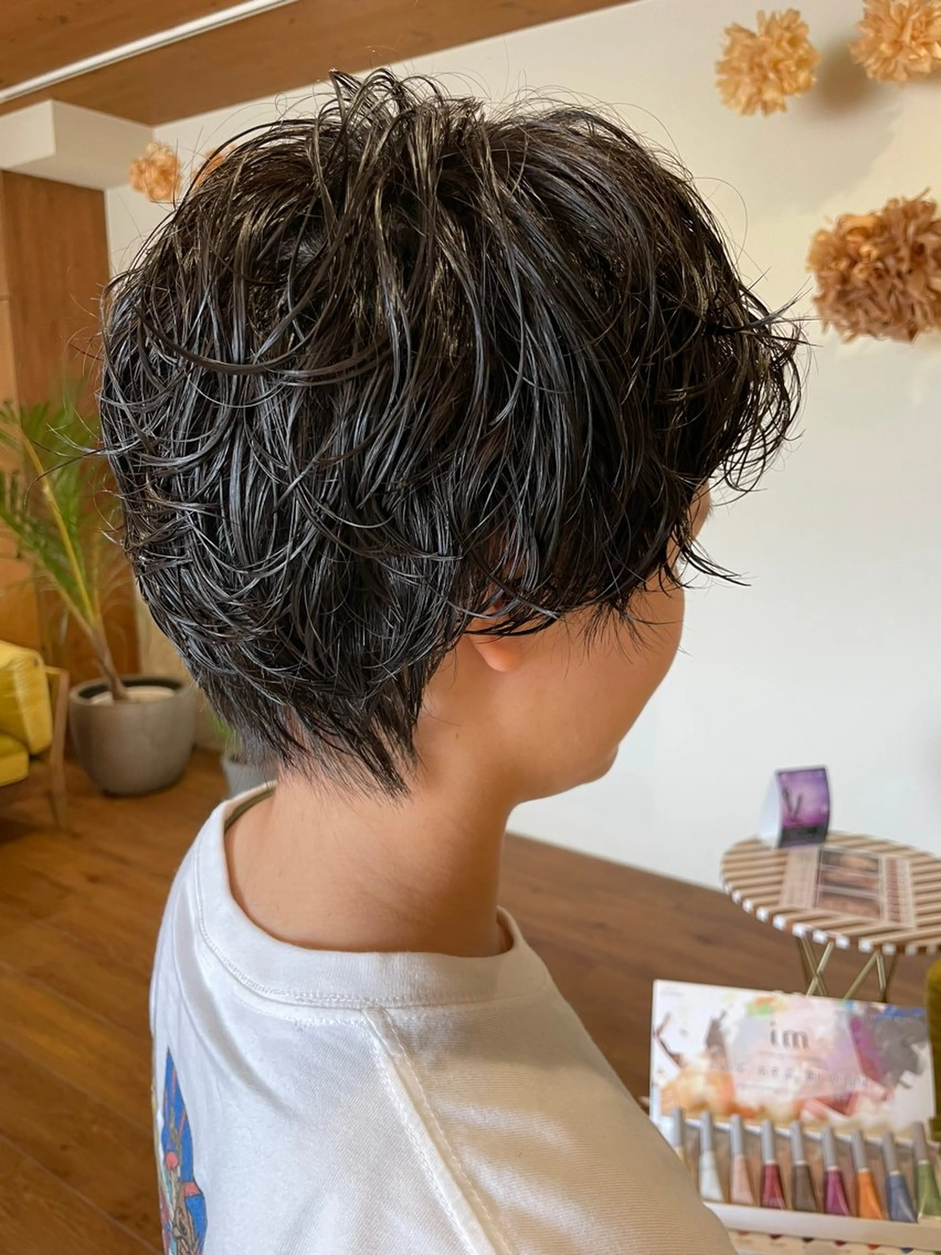 ショート パーマ 栞南🌼/艶カラー/ 髪質改善/ナチュラルのヘアスタイル