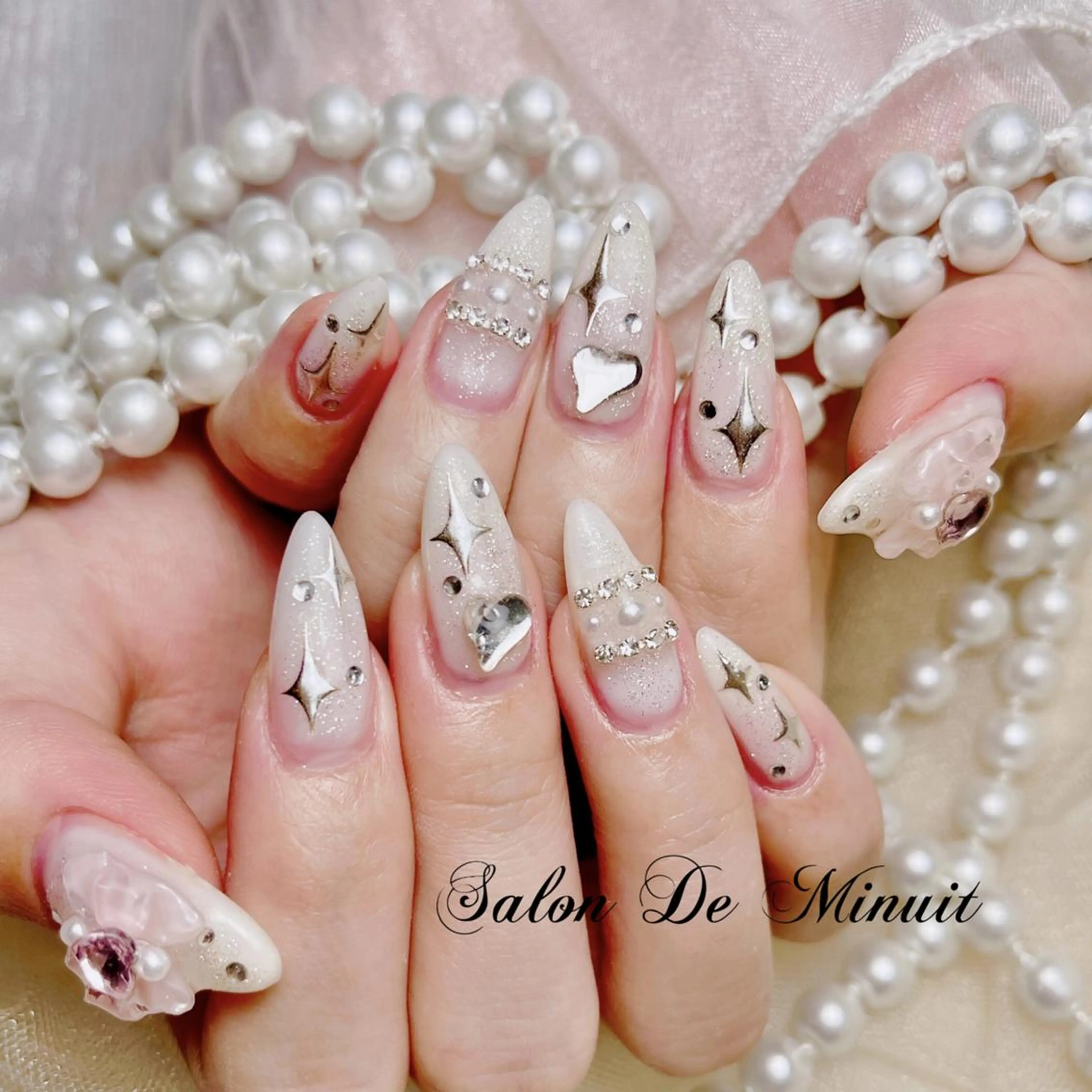 ネイル ハンドネイル ハンドケア Momo 🤍のネイルデザイン