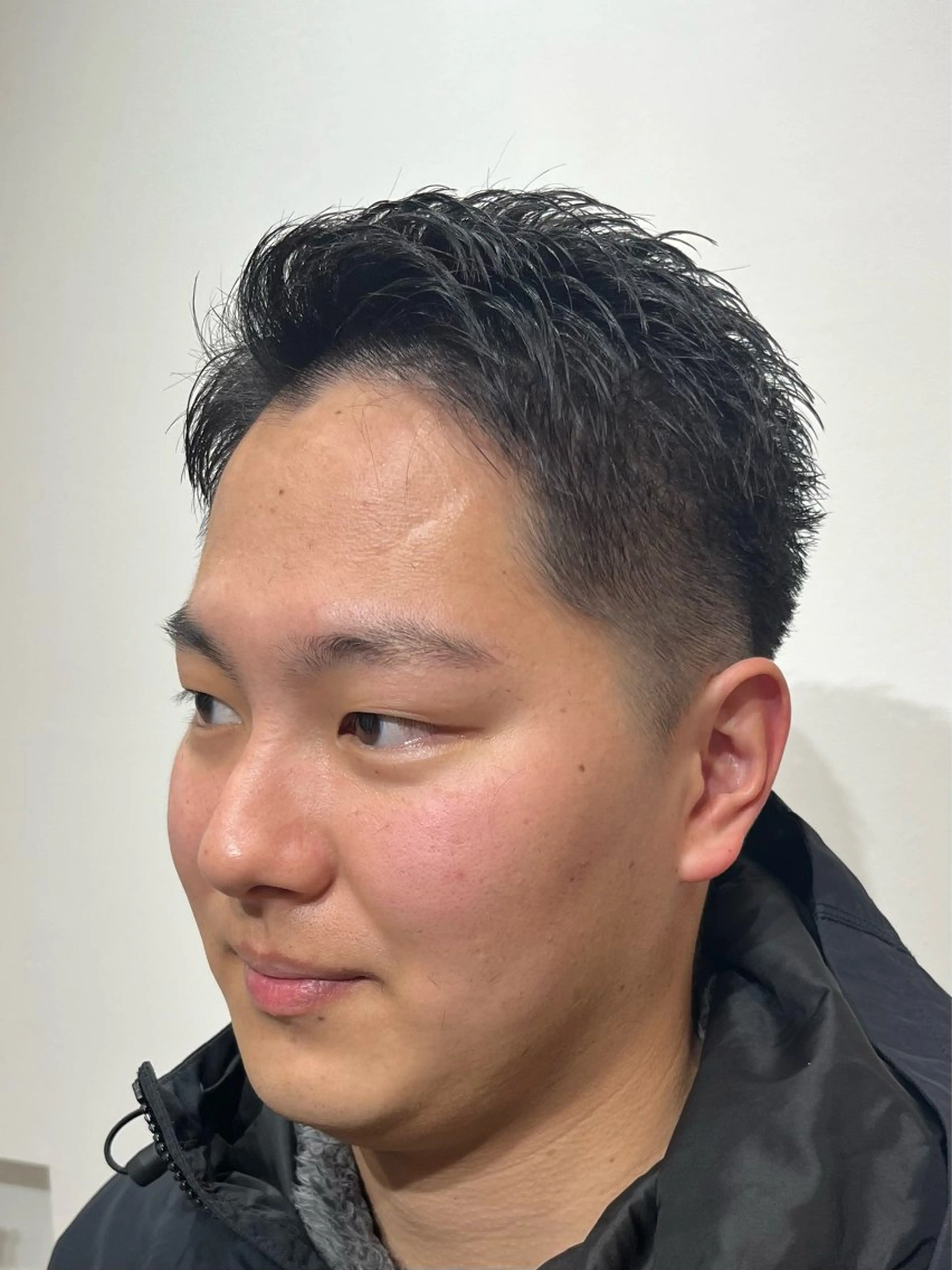 ショート メンズ アップバング メンズショート ショートヘア カット トリートメント 【店長】メンズ職人 短髪　ハイトーン🔥のヘアスタイル