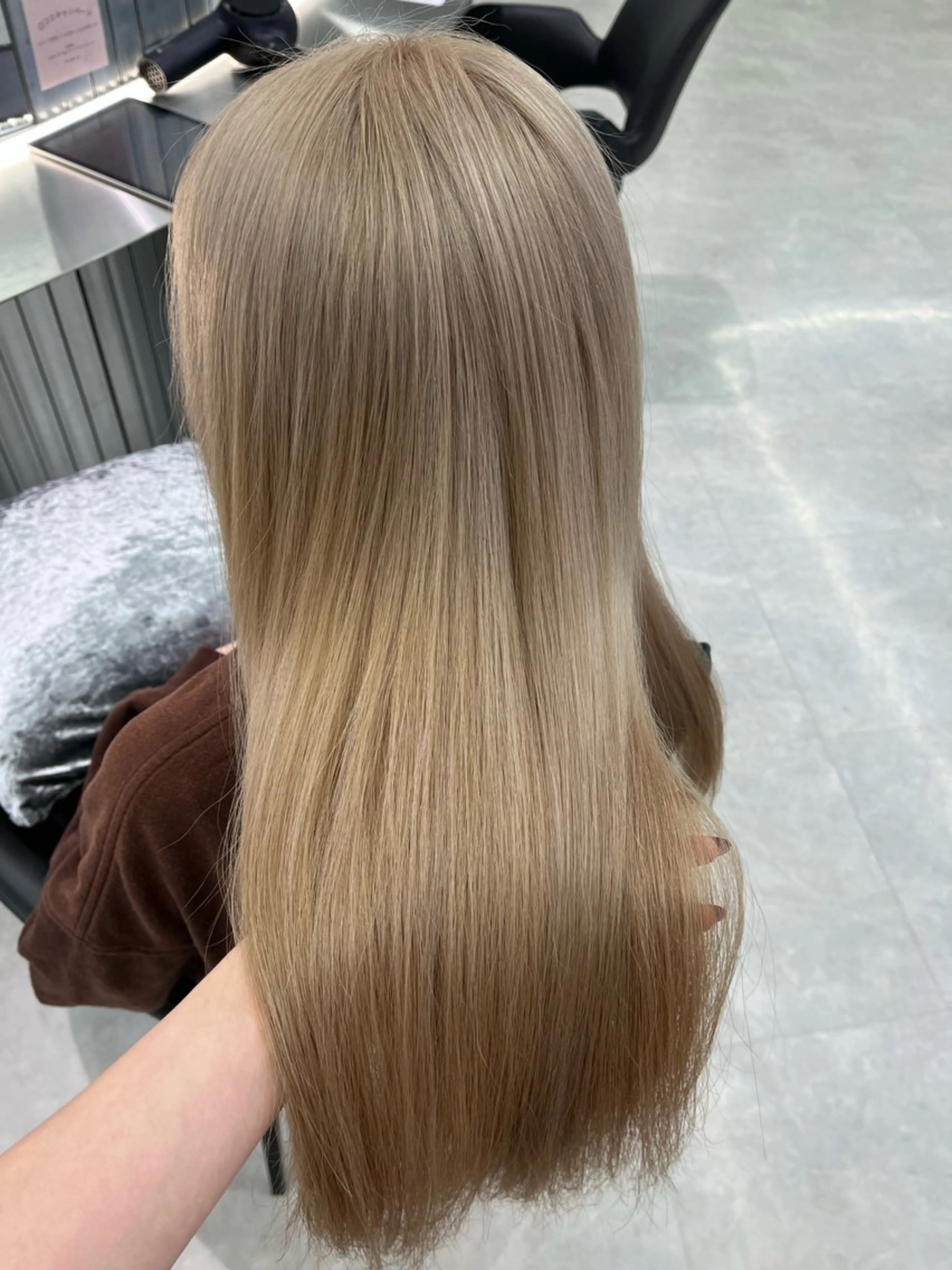 ロング カラー ベージュカラー ブリーチ ブロンド ヘアカラー Kaho🤍レイヤー ※女性限定のヘアスタイル