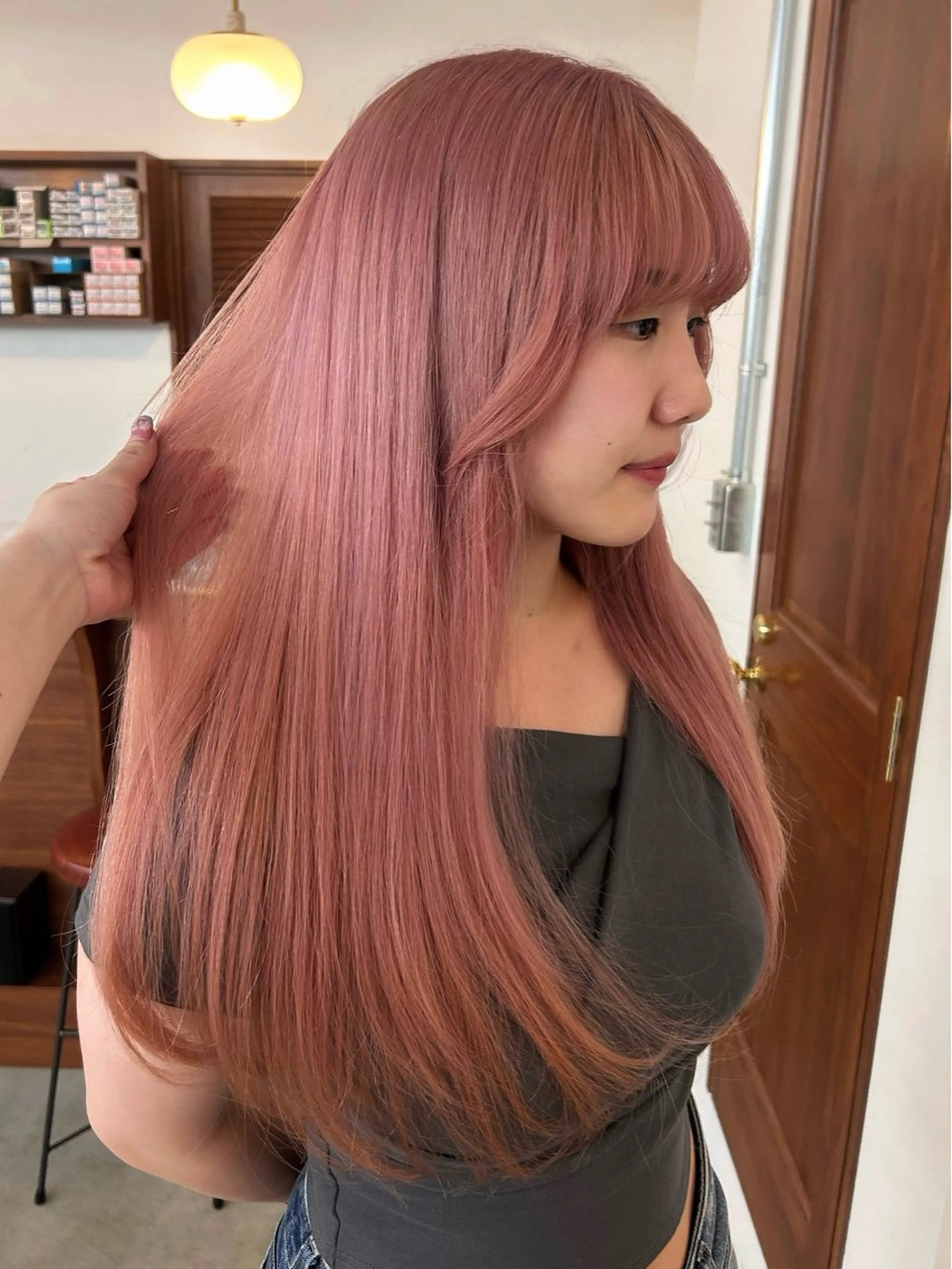 ロング カラー ベージュカラー ピンクカラー ピンクベージュ ヘアカラー 大阪梅田/ イマムラミヅキのヘアスタイル