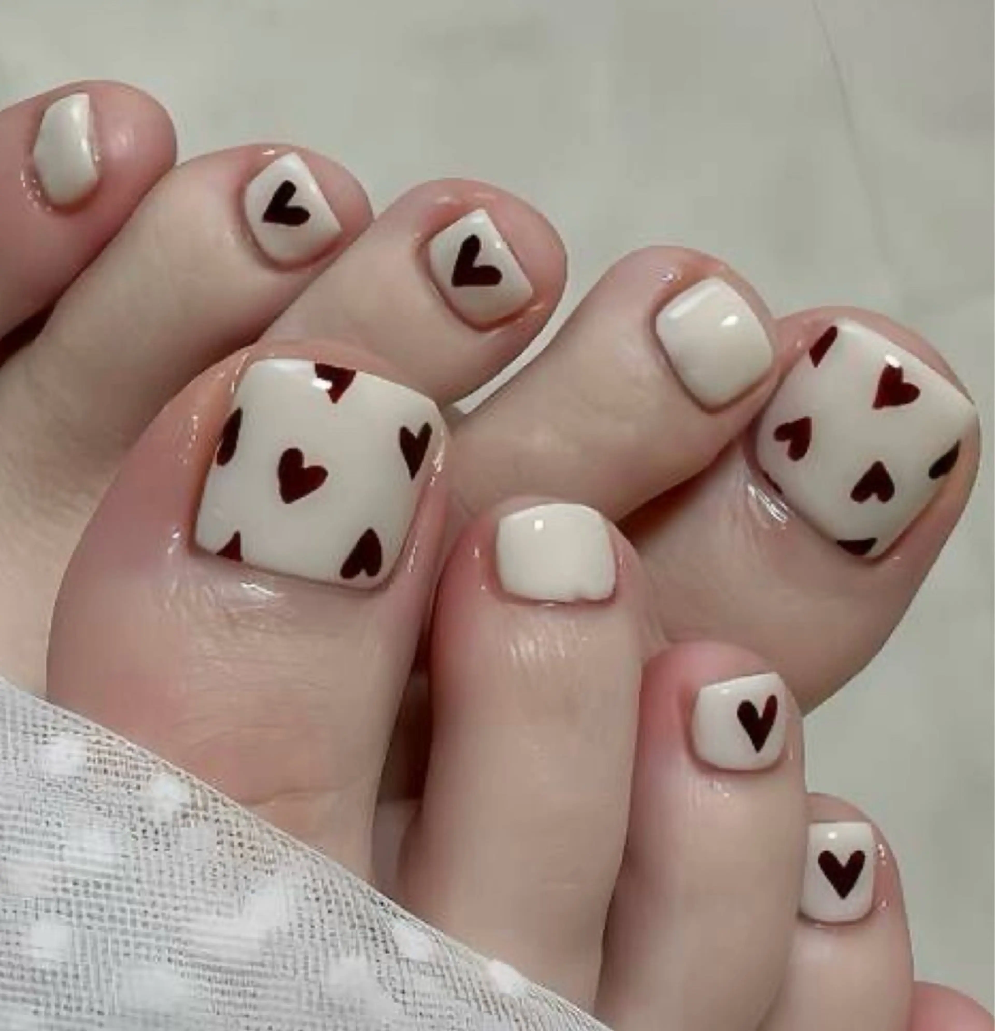 ネイル チークネイル フットネイル グラデーション 韓国ネイル 持ち込み Kawaii Nail Salon所属・YURI NAIL NARITAのネイルデザイン