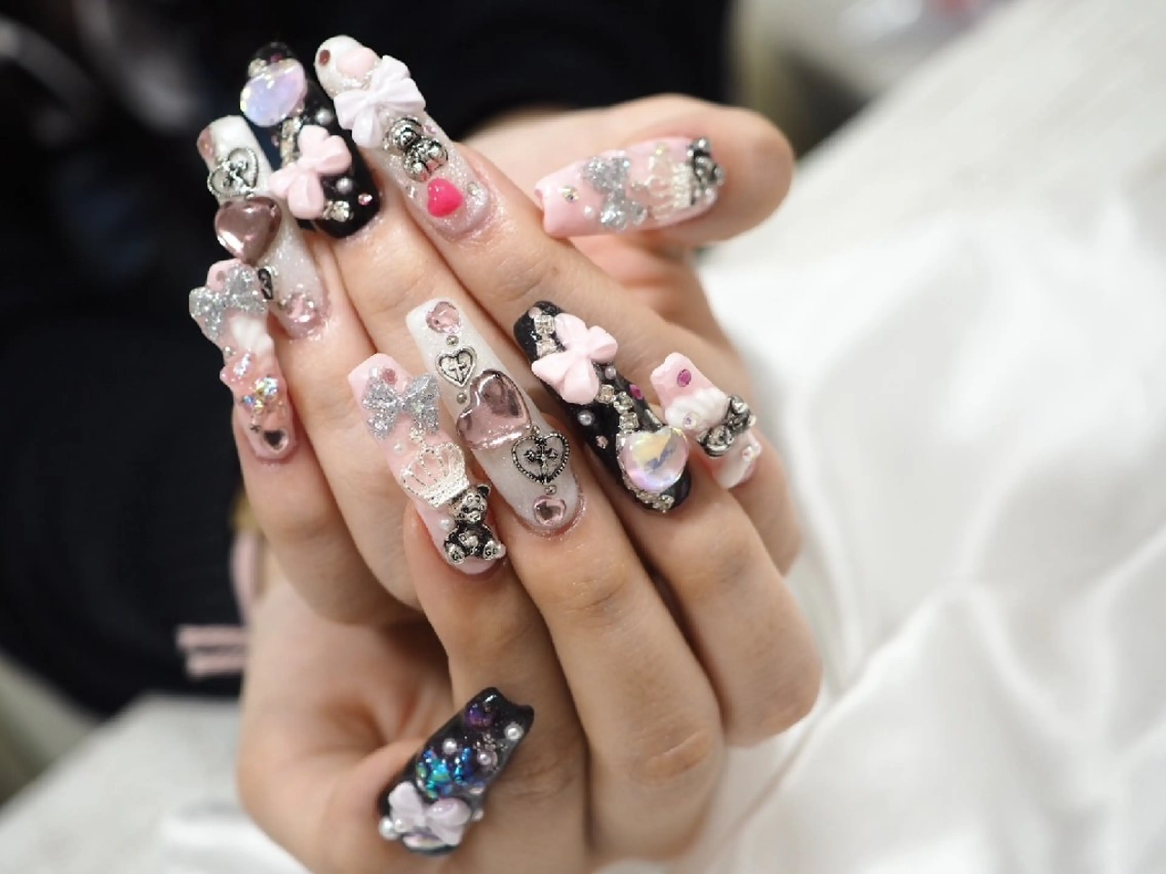 ネイル ハンドネイル 岡林 優美のネイルデザイン