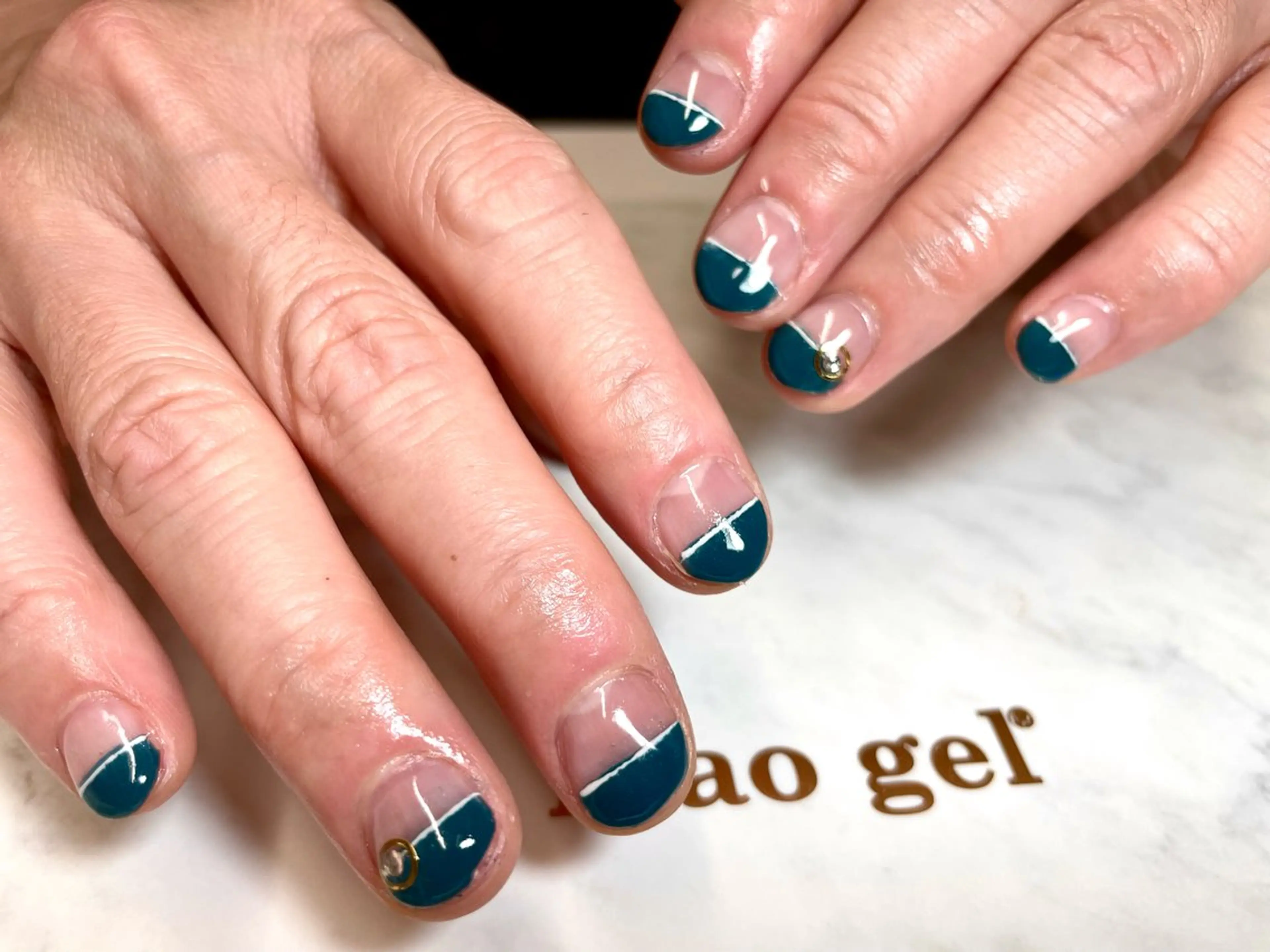 ネイル フレンチネイル オフィスネイル ショートネイル シンプルネイル ハンドネイル ネイルサロン Sweetのネイルデザイン