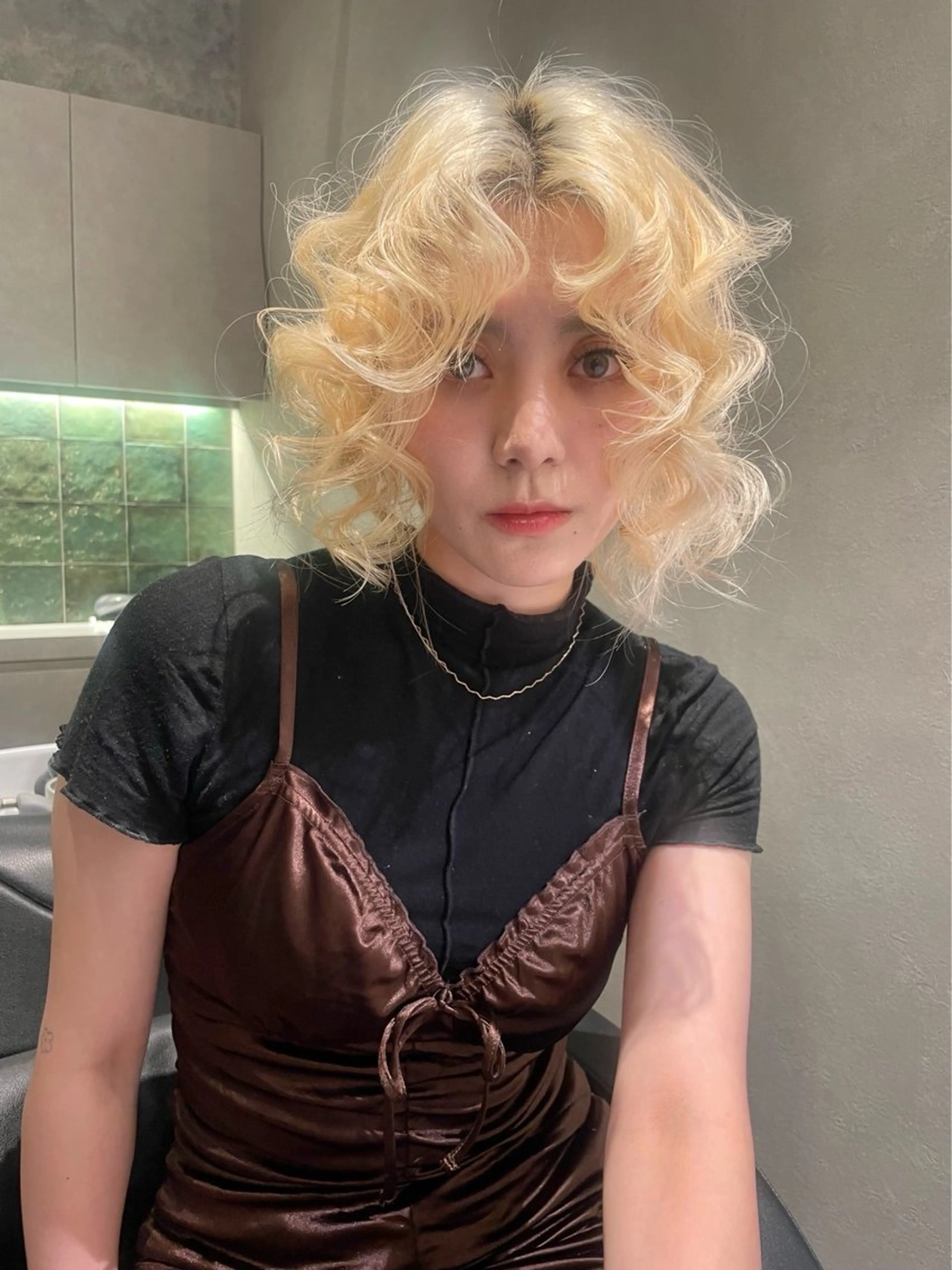 カラー ヘアカラー 🎀ボブ＋ハイトーン シュカ👶🏻のヘアスタイル