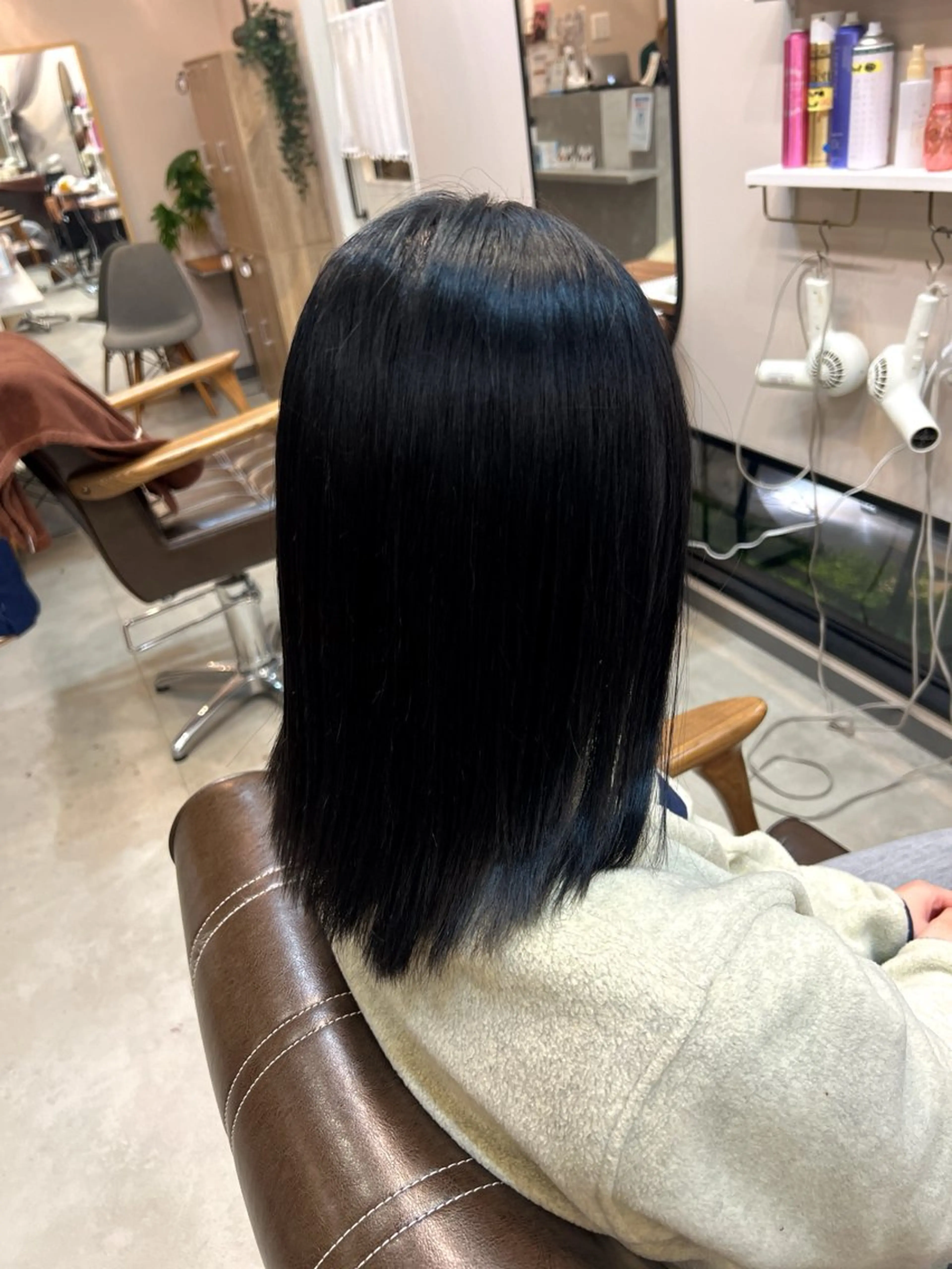 カラー 黒髪 ブルーカラー ブルーブラック 森田 朝子のマツエク・マツパデザイン