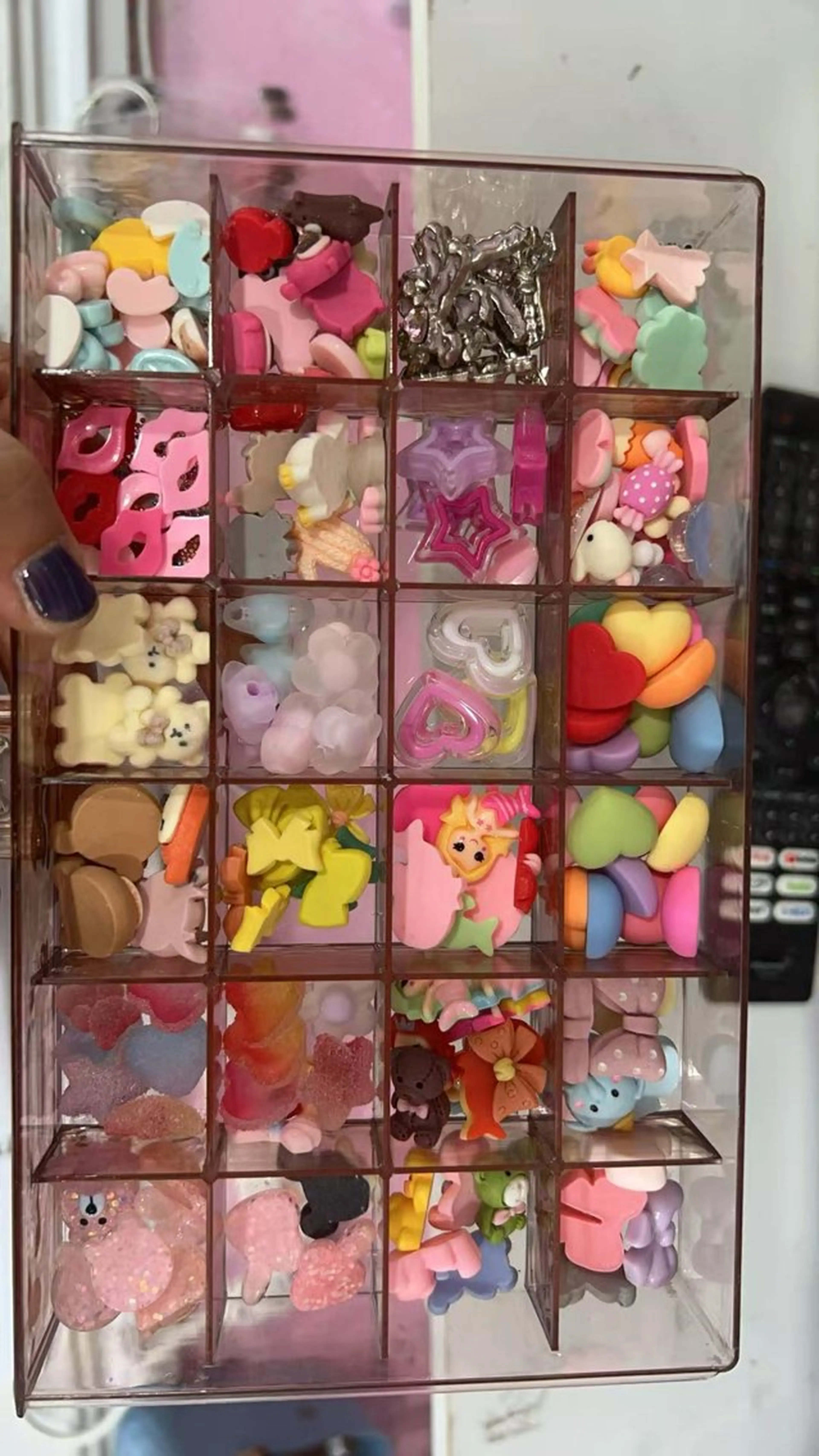 ネイル フラワーネイル キラキラネイル 持ち込み リボン ストーンネイル lavender所属・日暮里2 lavenderのネイルデザイン