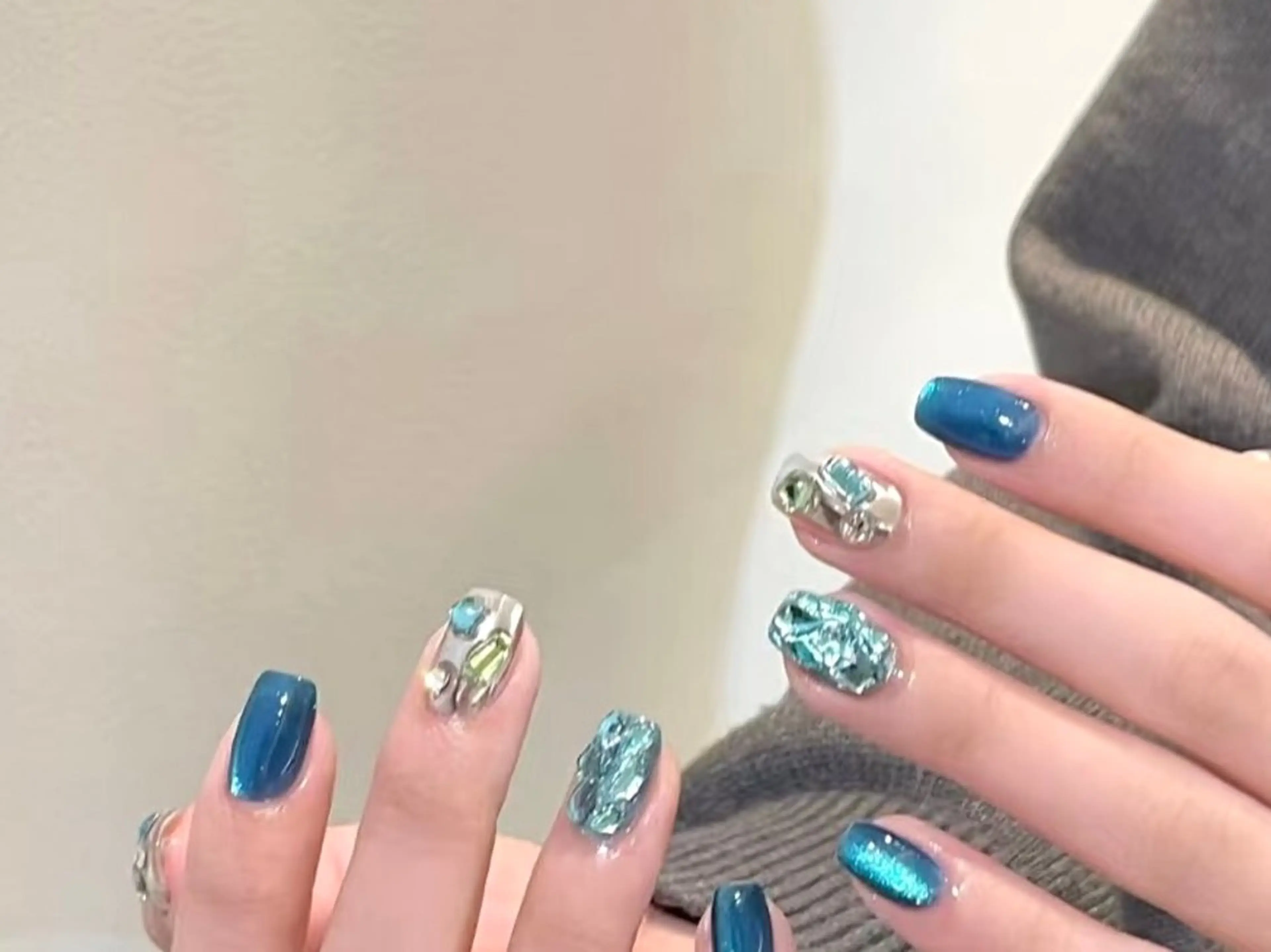 ネイル ハンドネイル ハンドケア DarkHoney 池袋店のネイルデザイン