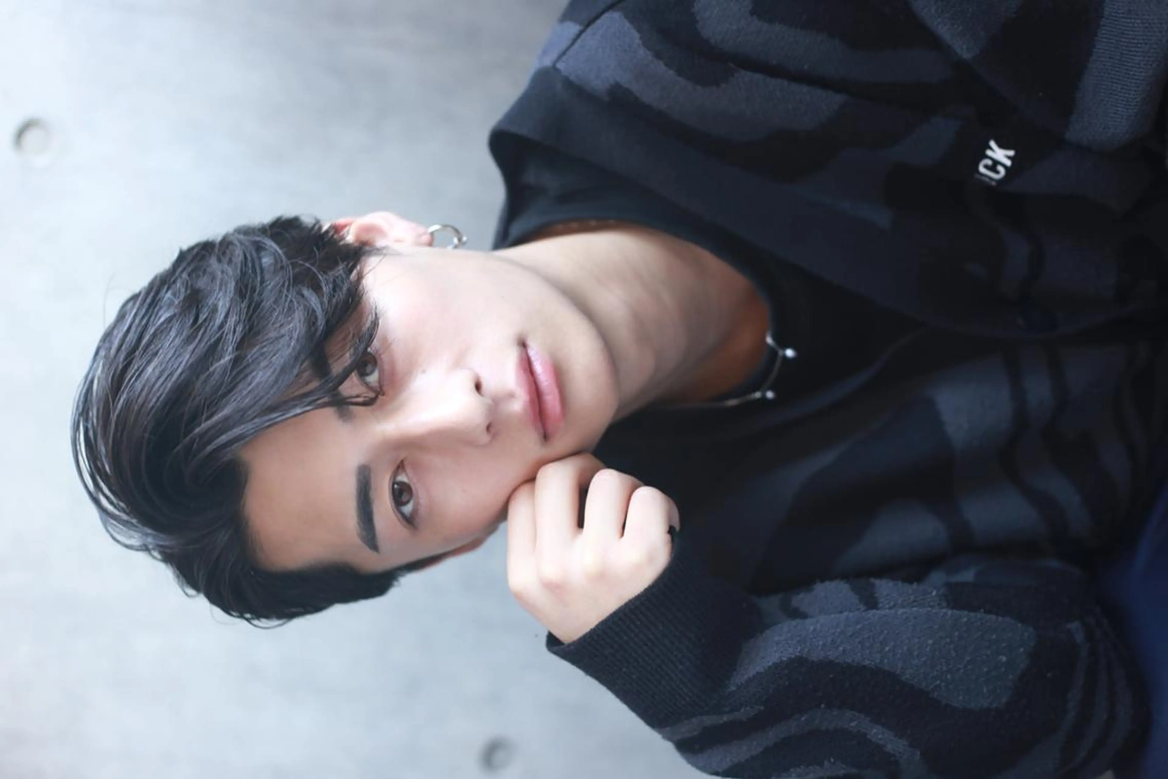 メンズ emu 新宿所属・ケイト🌙 ブリーチカラーのヘアスタイル