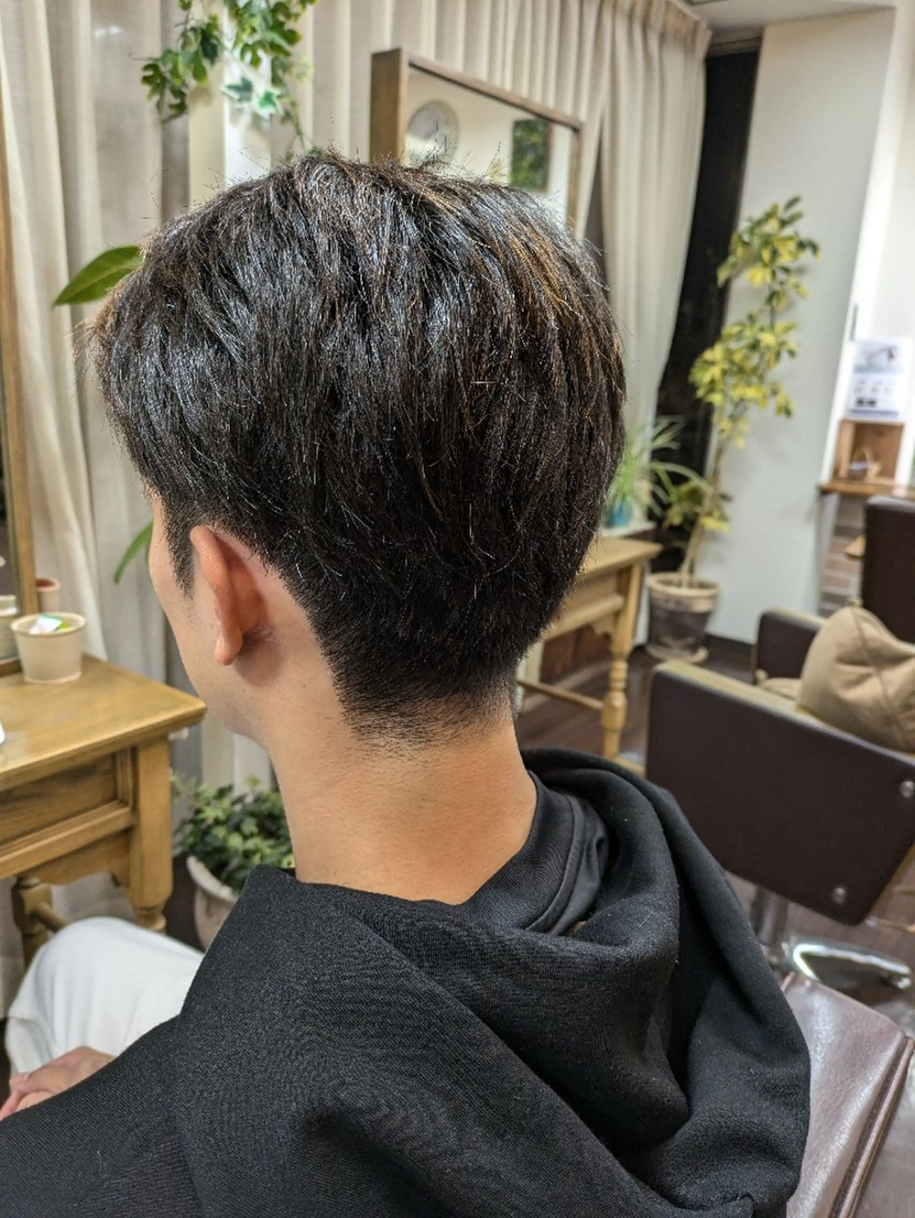 ショート メンズ ツーブロック 刈り上げ くせ毛 VIS-a-Vis 本蓮沼店所属・タカマツ アユムのヘアスタイル