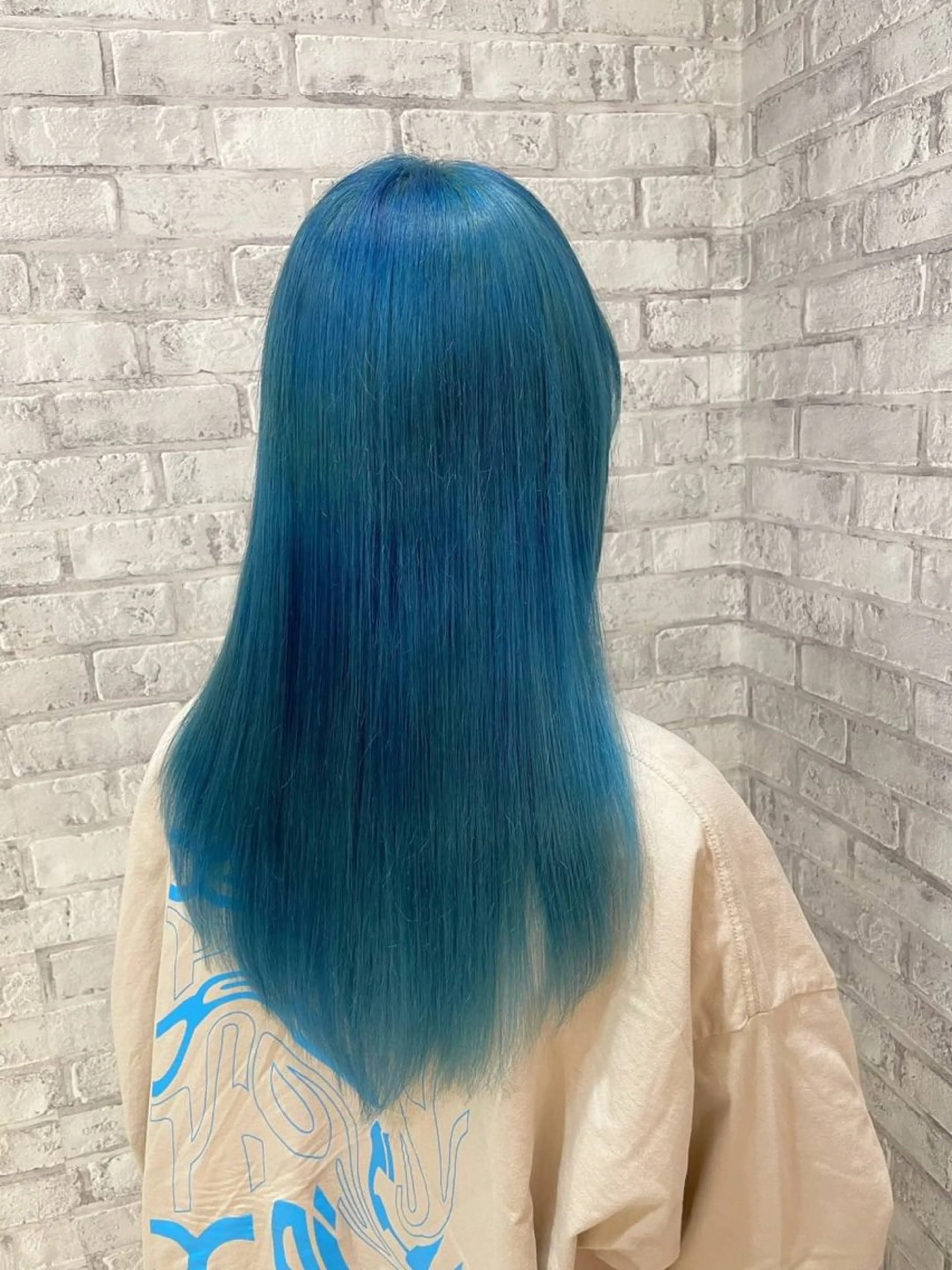 ロング 小林 妃那のヘアスタイル