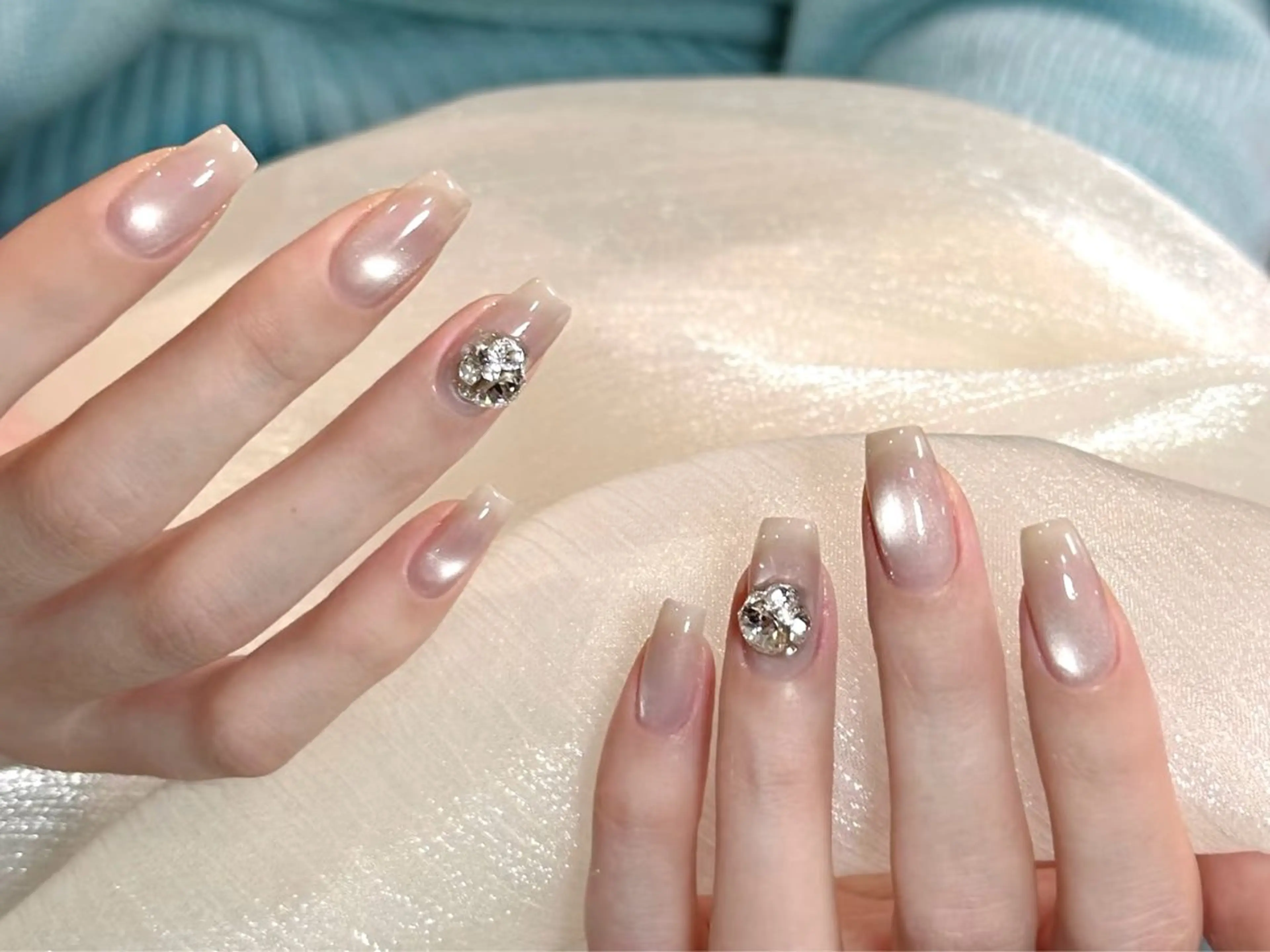 ネイル Dark honey池袋店所属・佐藤 アリアのネイルデザイン