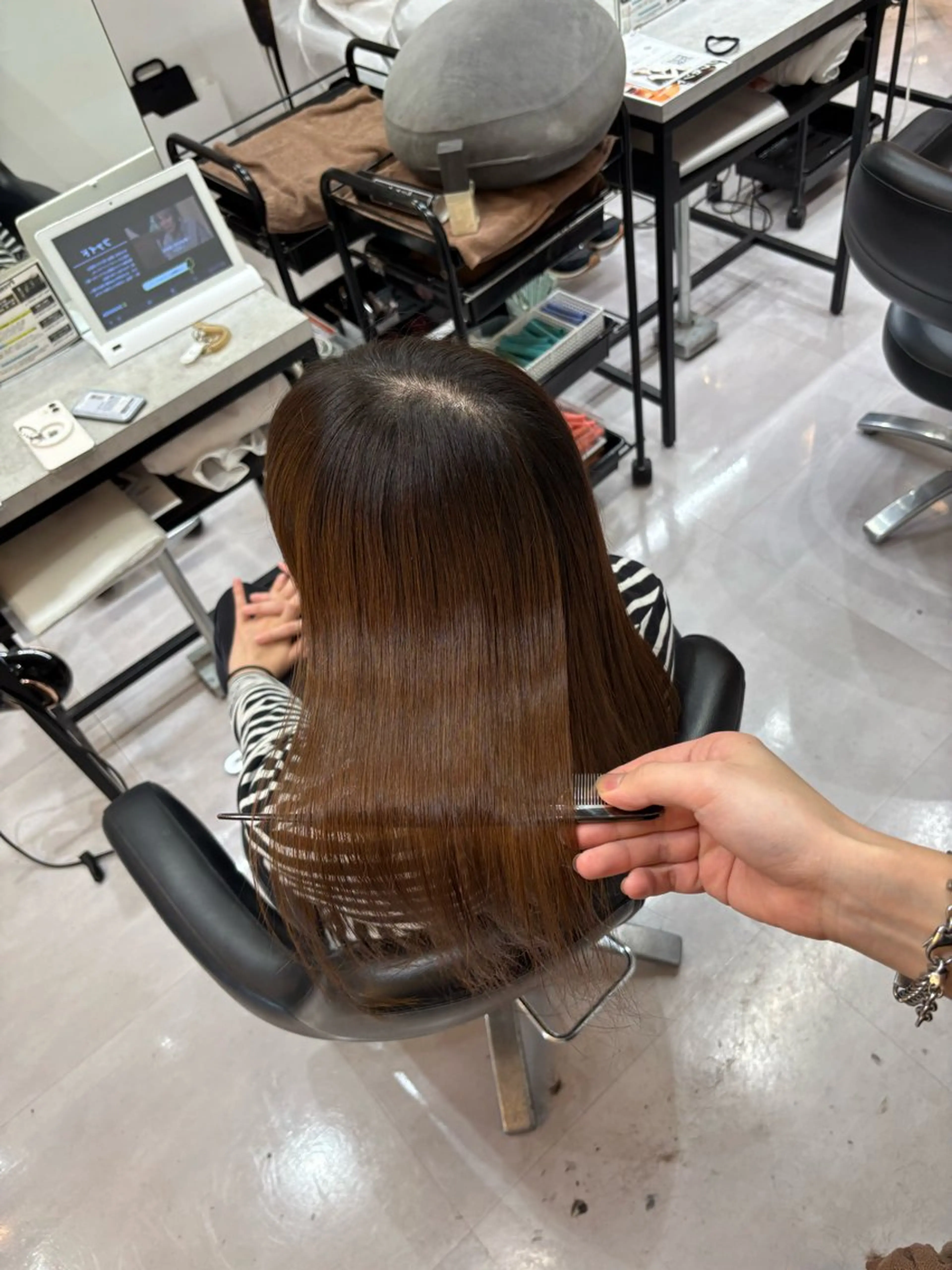 ミディアム カラー 縮毛矯正 トリートメント 🦋レイヤー✖︎ 髪質改善🦋リョウヤのヘアスタイル