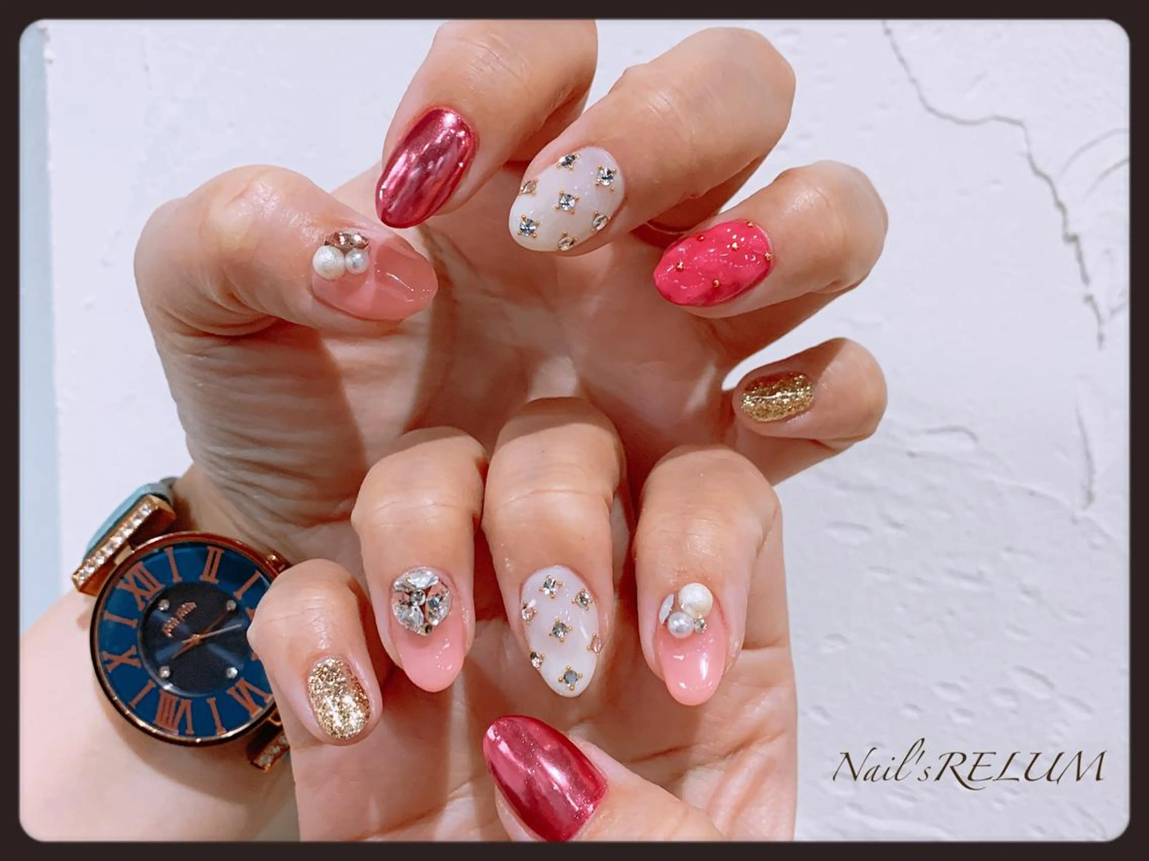 ネイル THECOLORS所属・近貞 莉奈のネイルデザイン