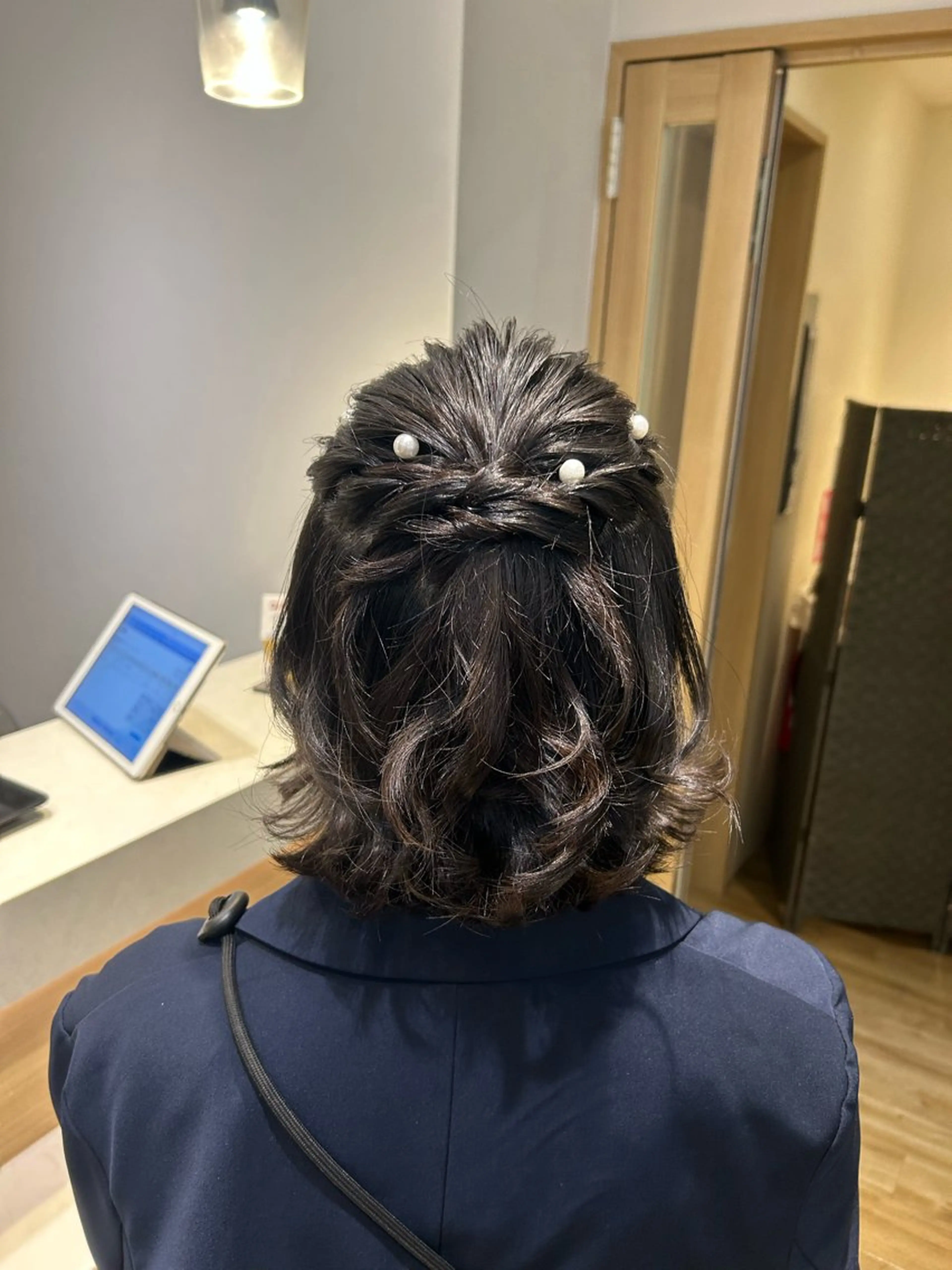 ヘアアレンジ ヘアセット 🍒艶髪✨ 秋冬🍒モテヘアー✨のヘアスタイル